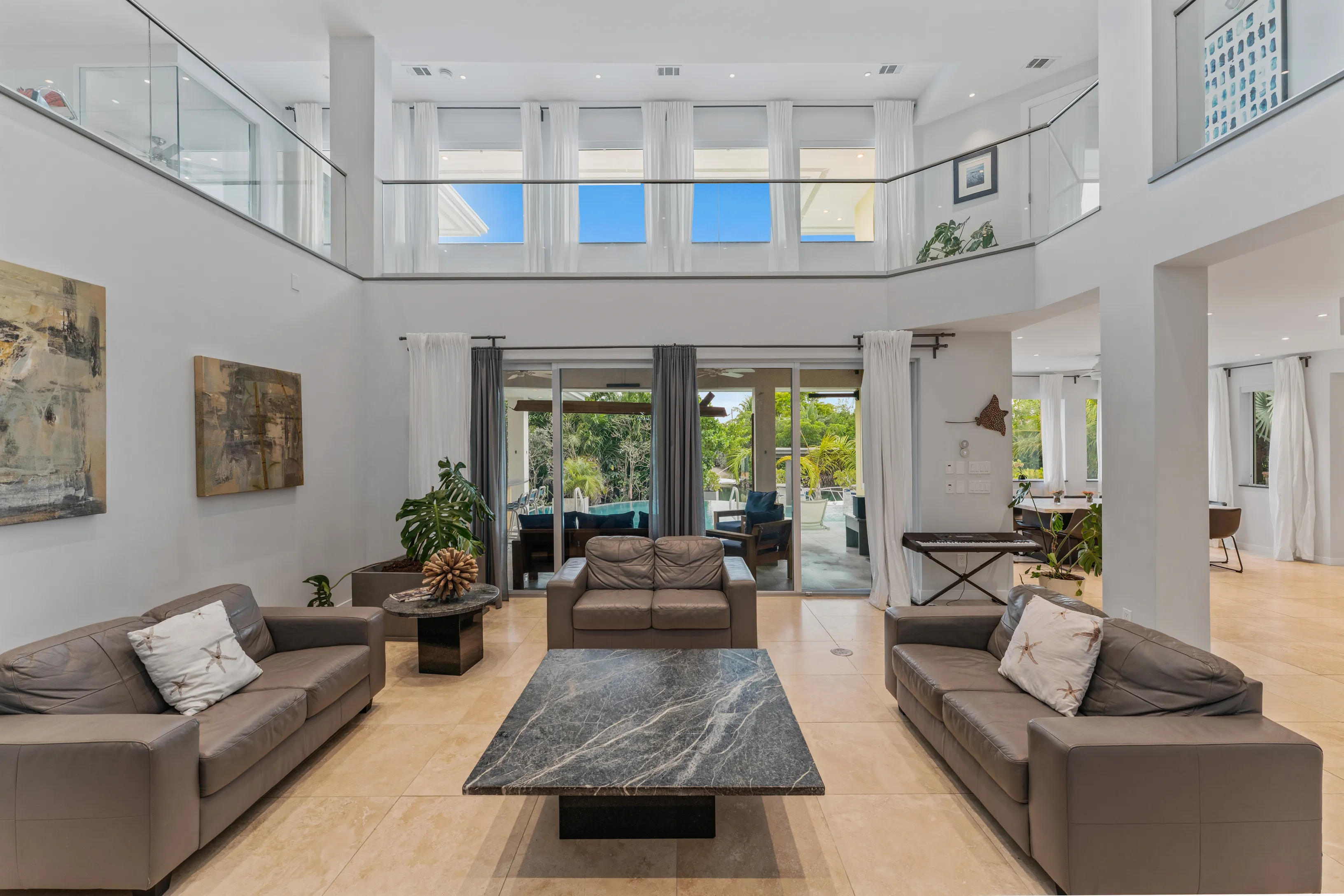 Summit Modern Cliffside