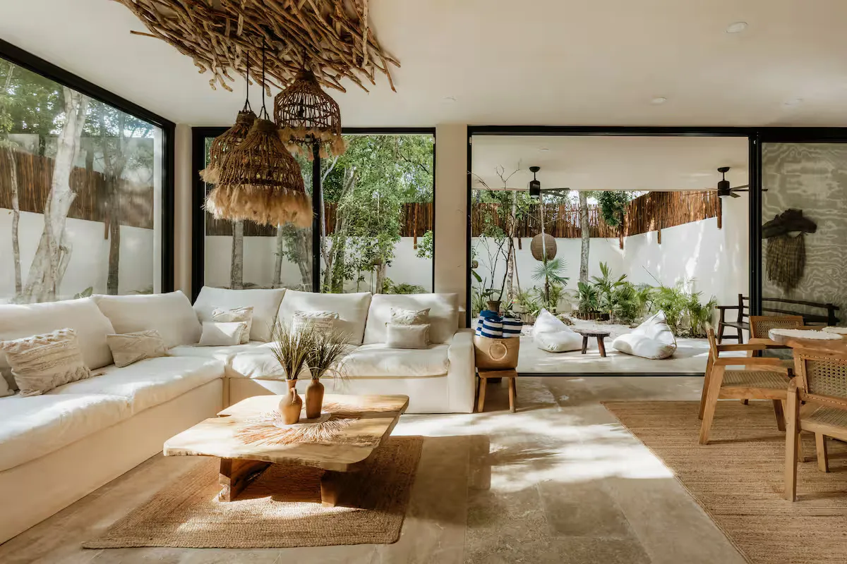 LIVING_ROOM - Image 1