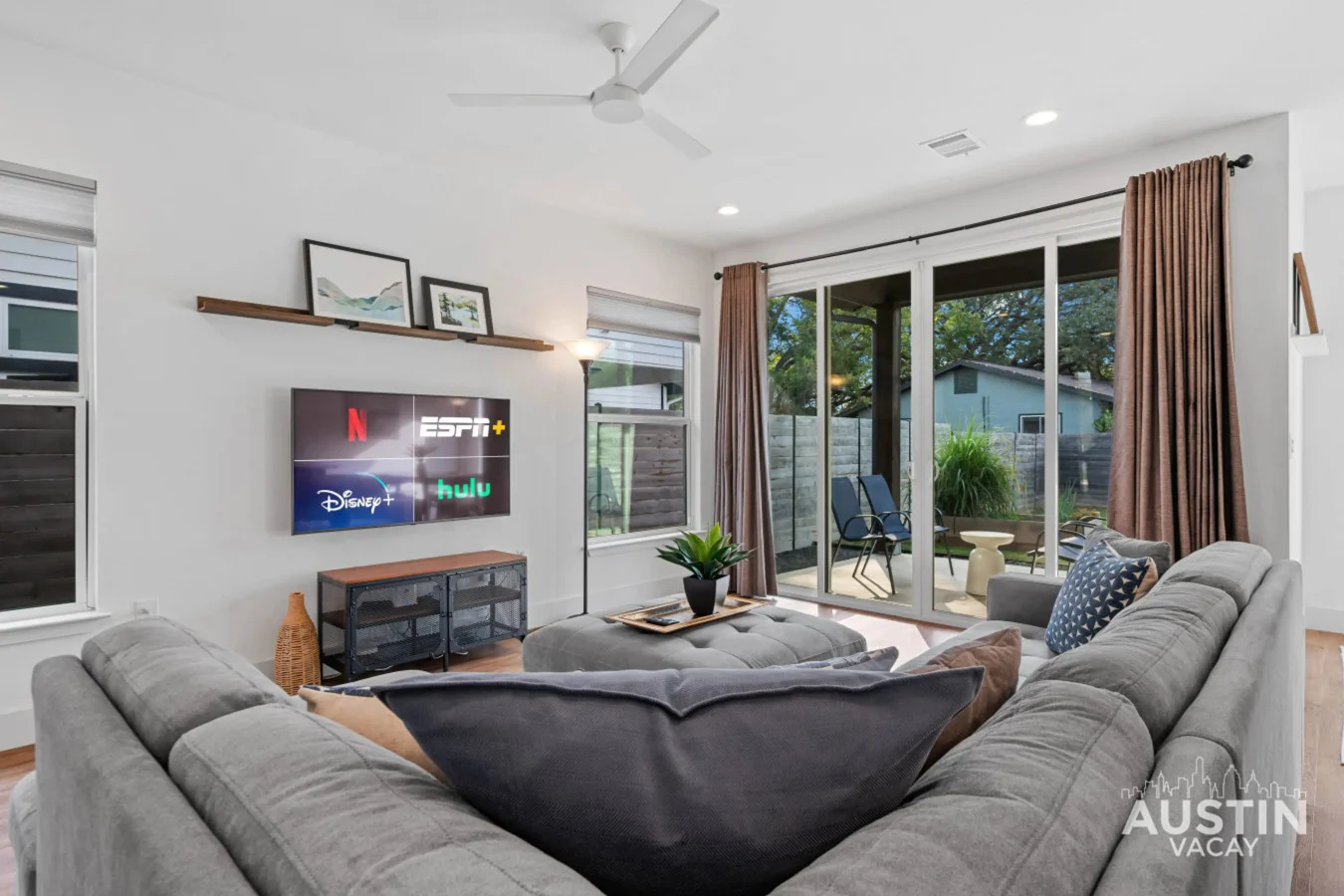 Living room - Image 8