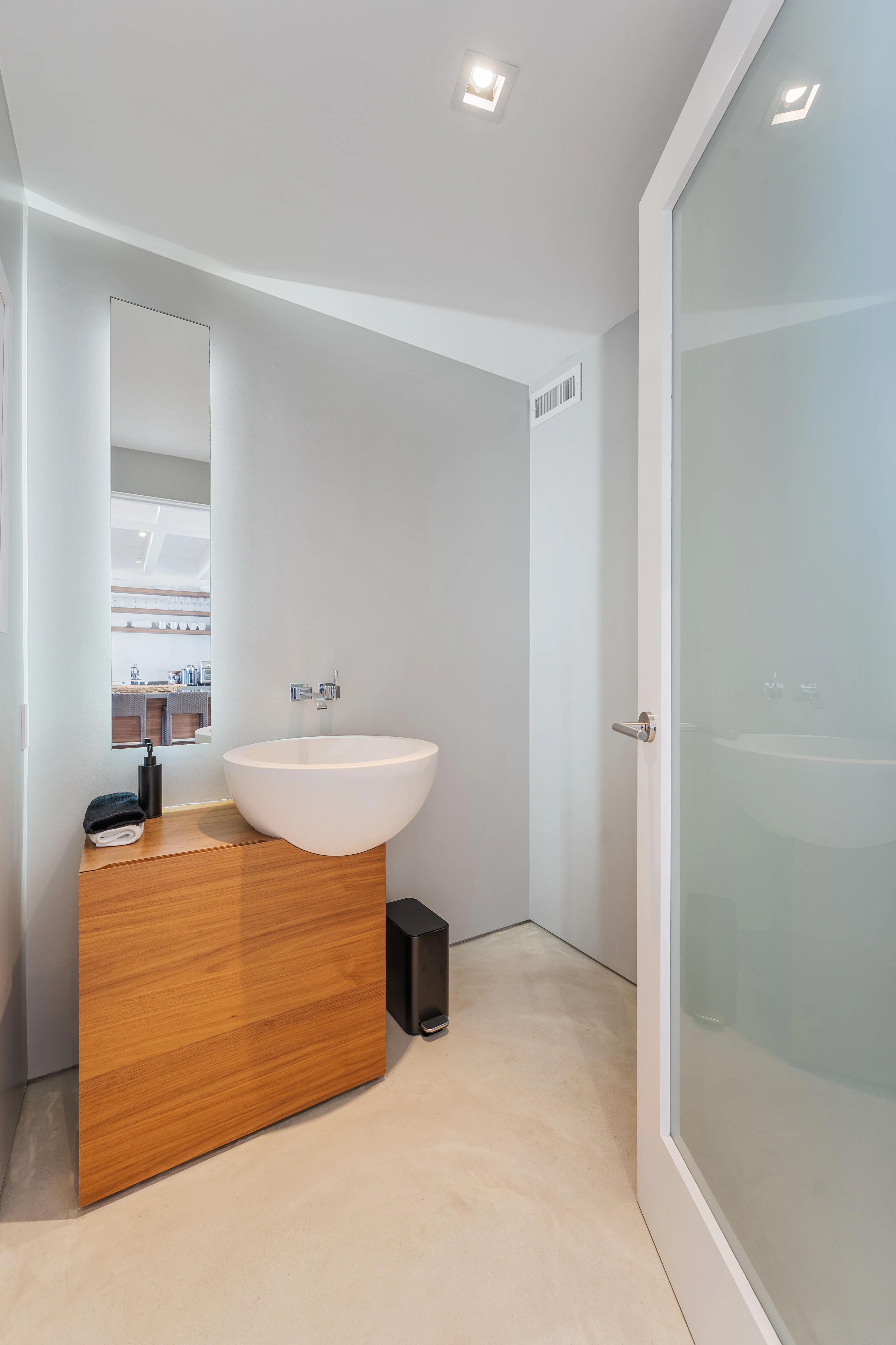 Bathroom 1 - Image 1