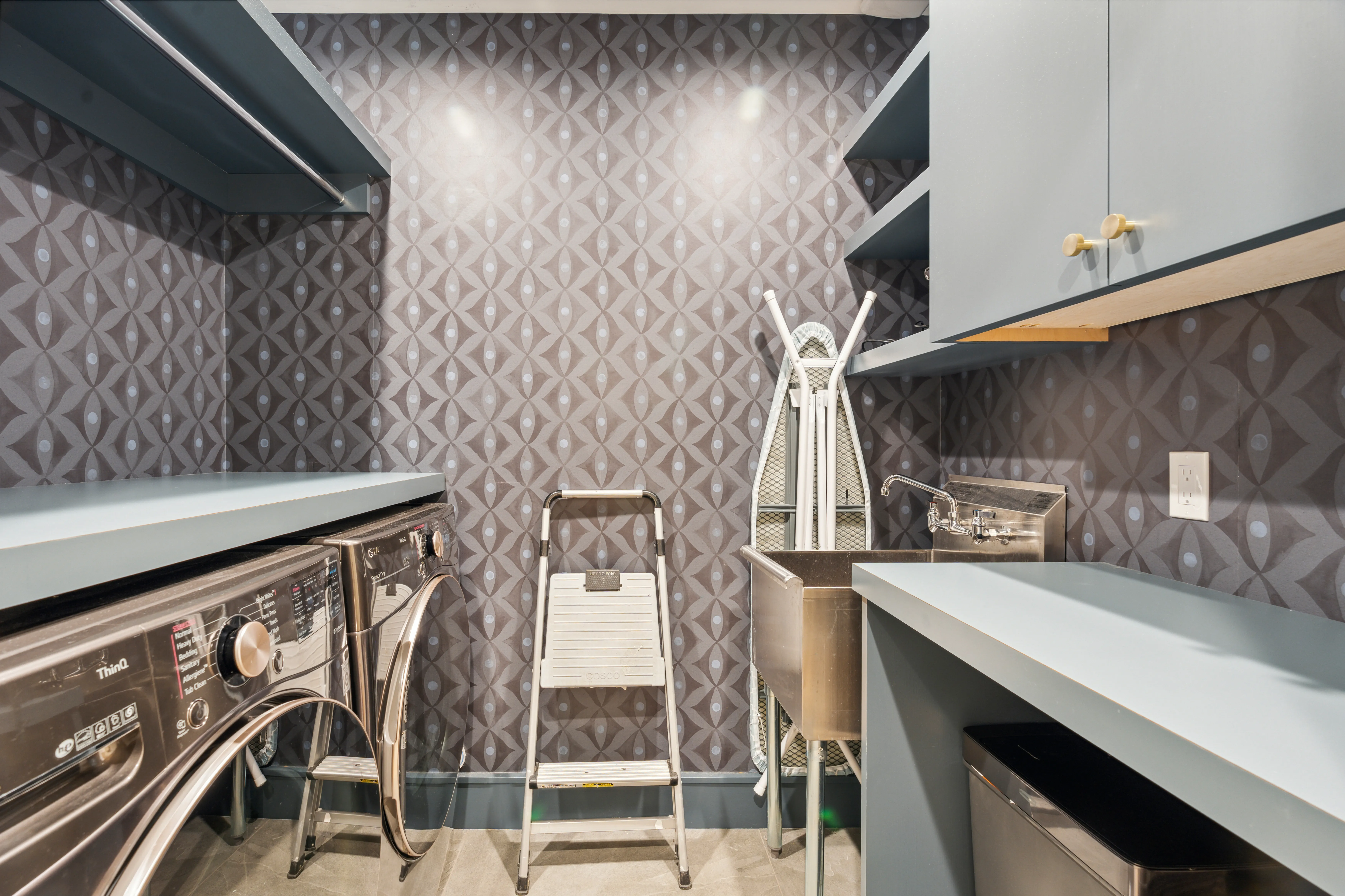 LAUNDRY_ROOM - Image 1