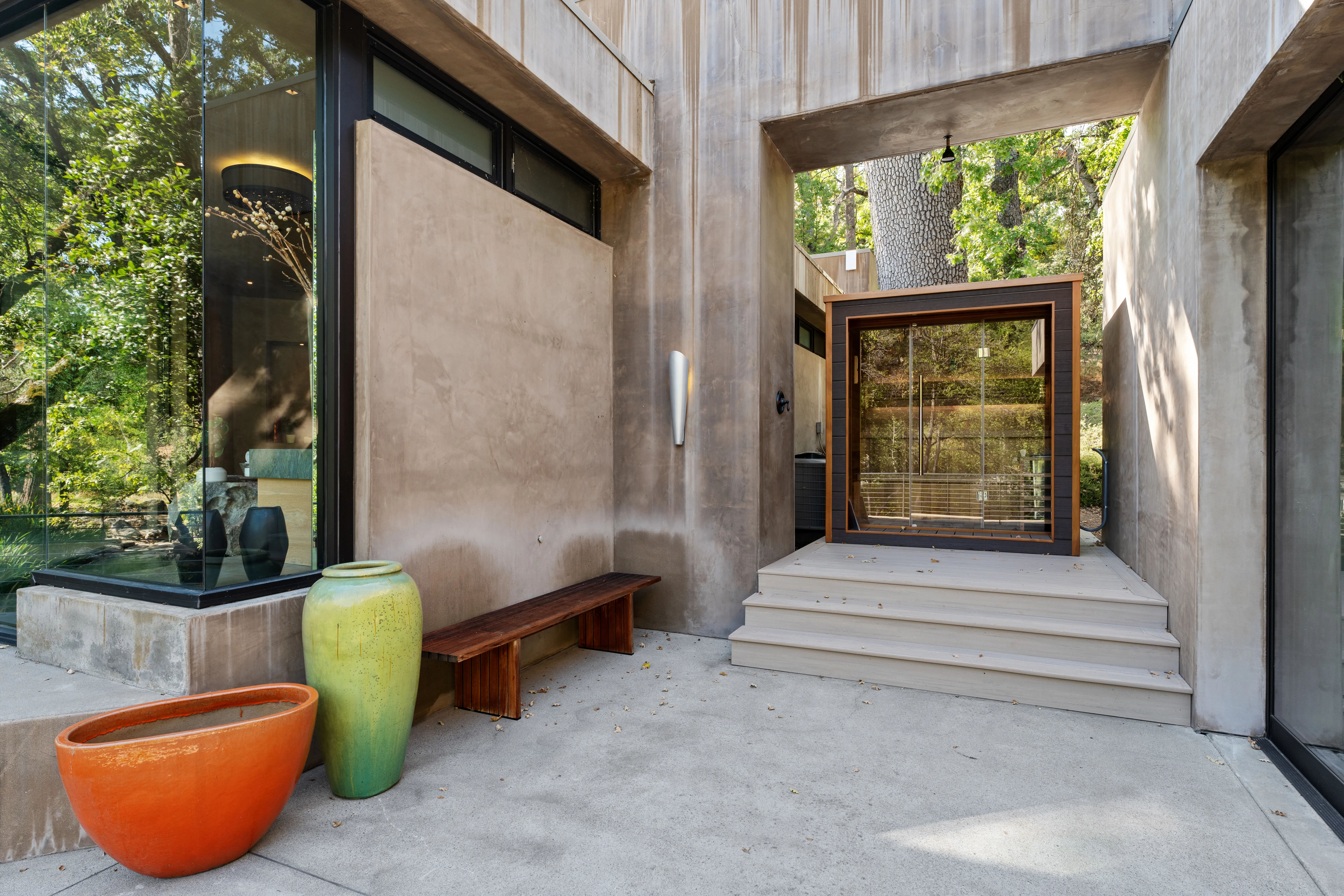 Cover photos - Image 7