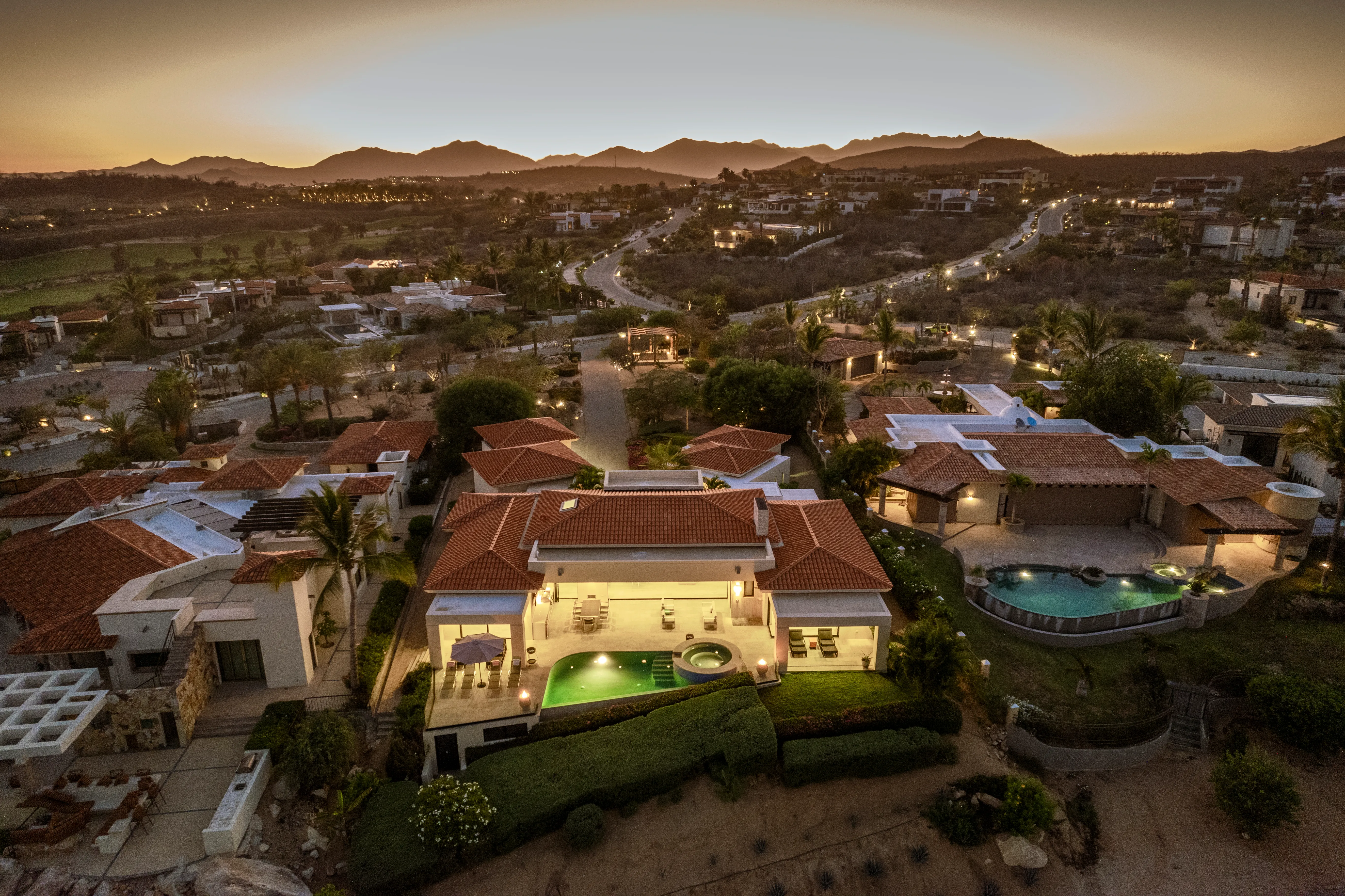 Cover photos - Image 6