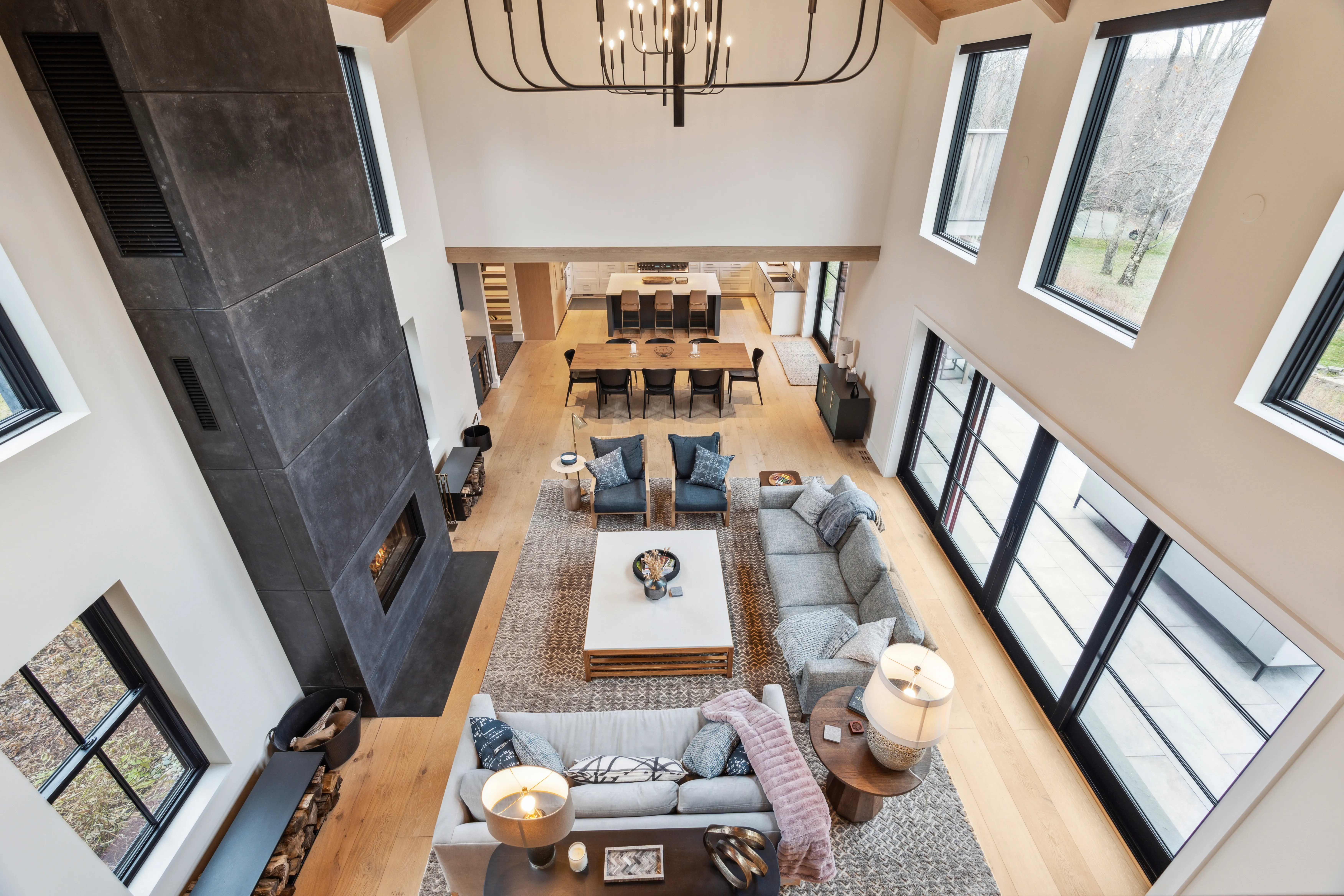 LIVING_ROOM - Image 1