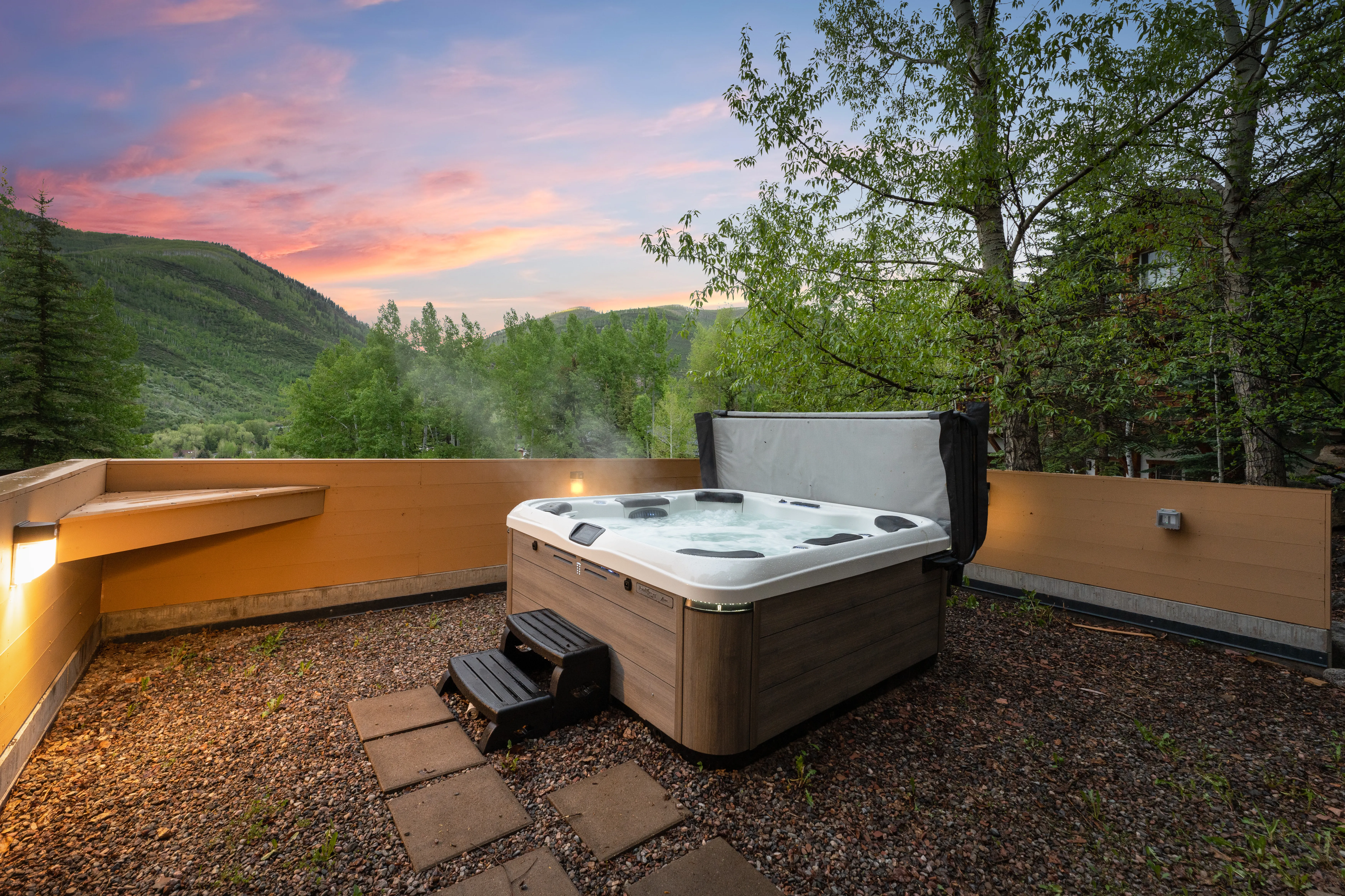 Summit Luxe Cove Retreat