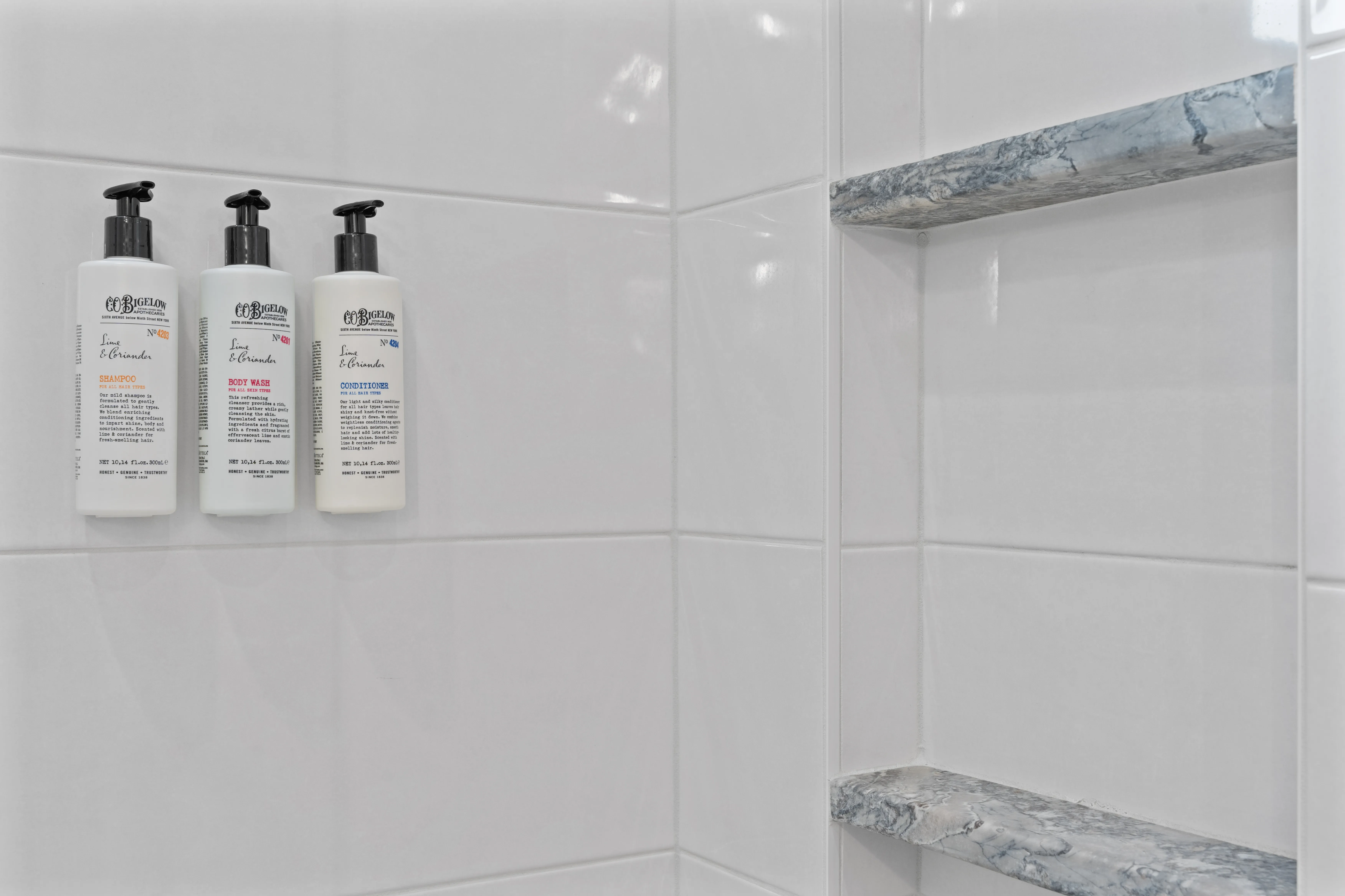 Bathroom 2 - Image 4