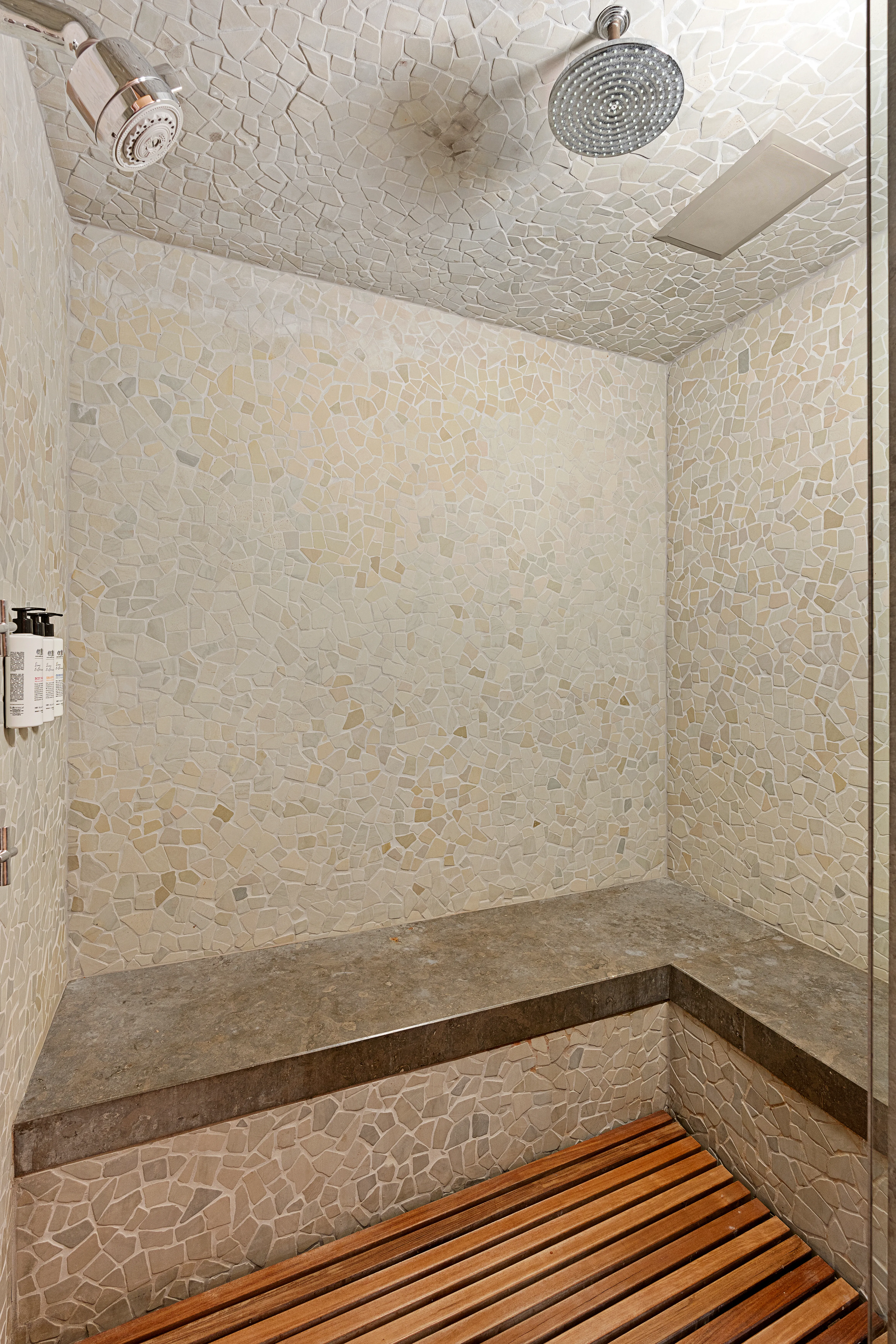 Bathroom 1 - Image 1