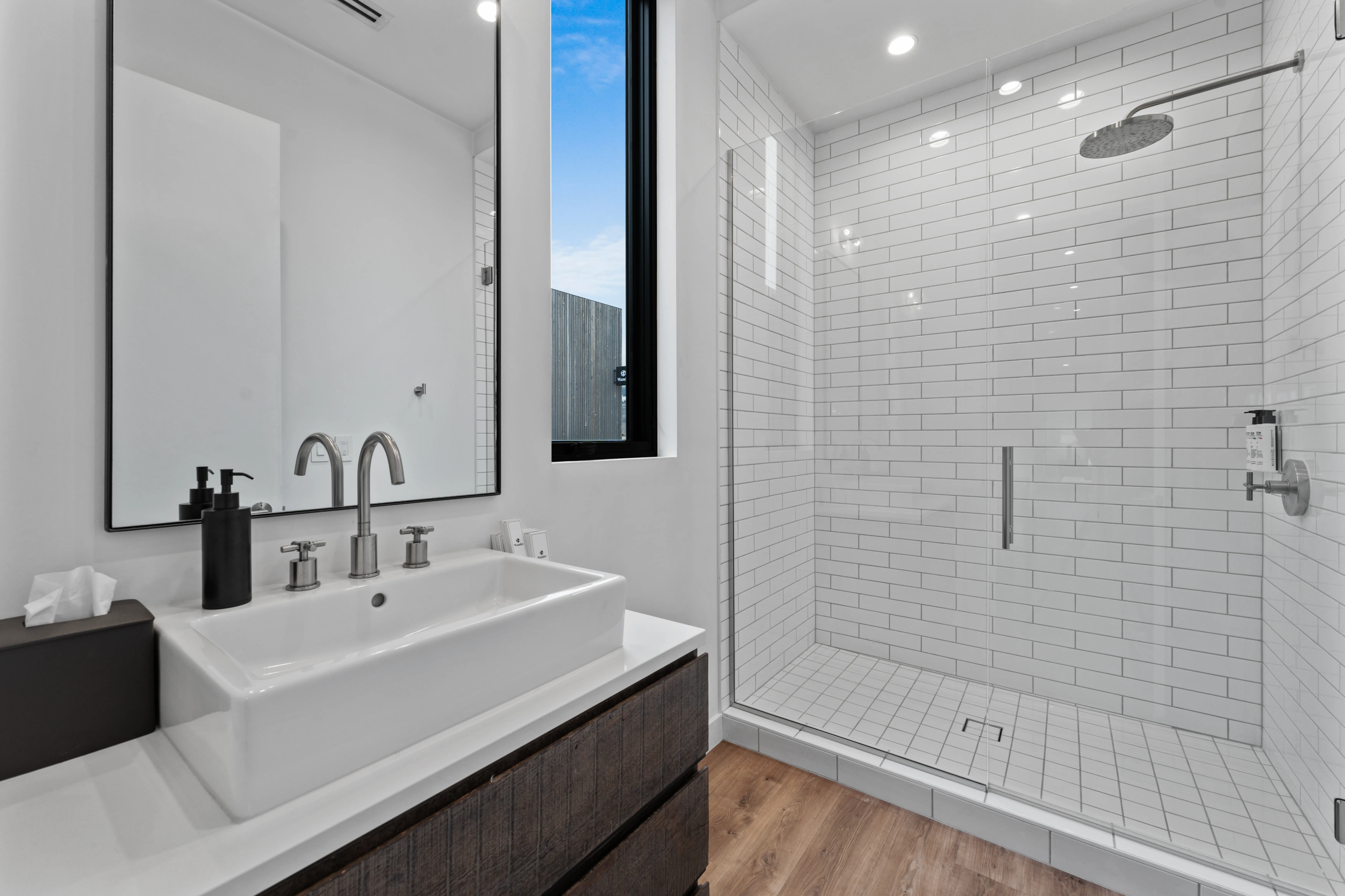 Bathroom 1 - Image 1