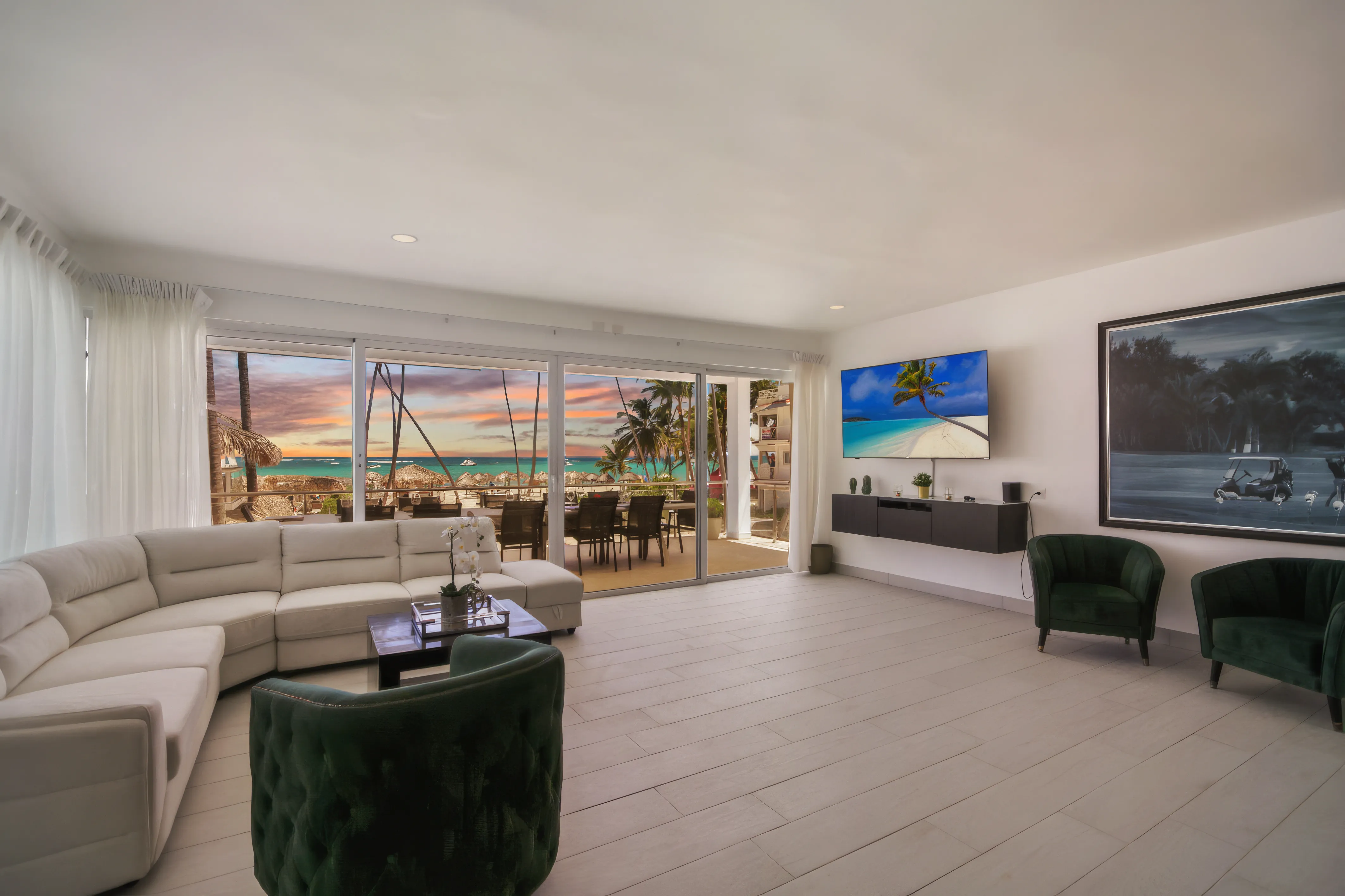 Bluestone Modern Hideaway