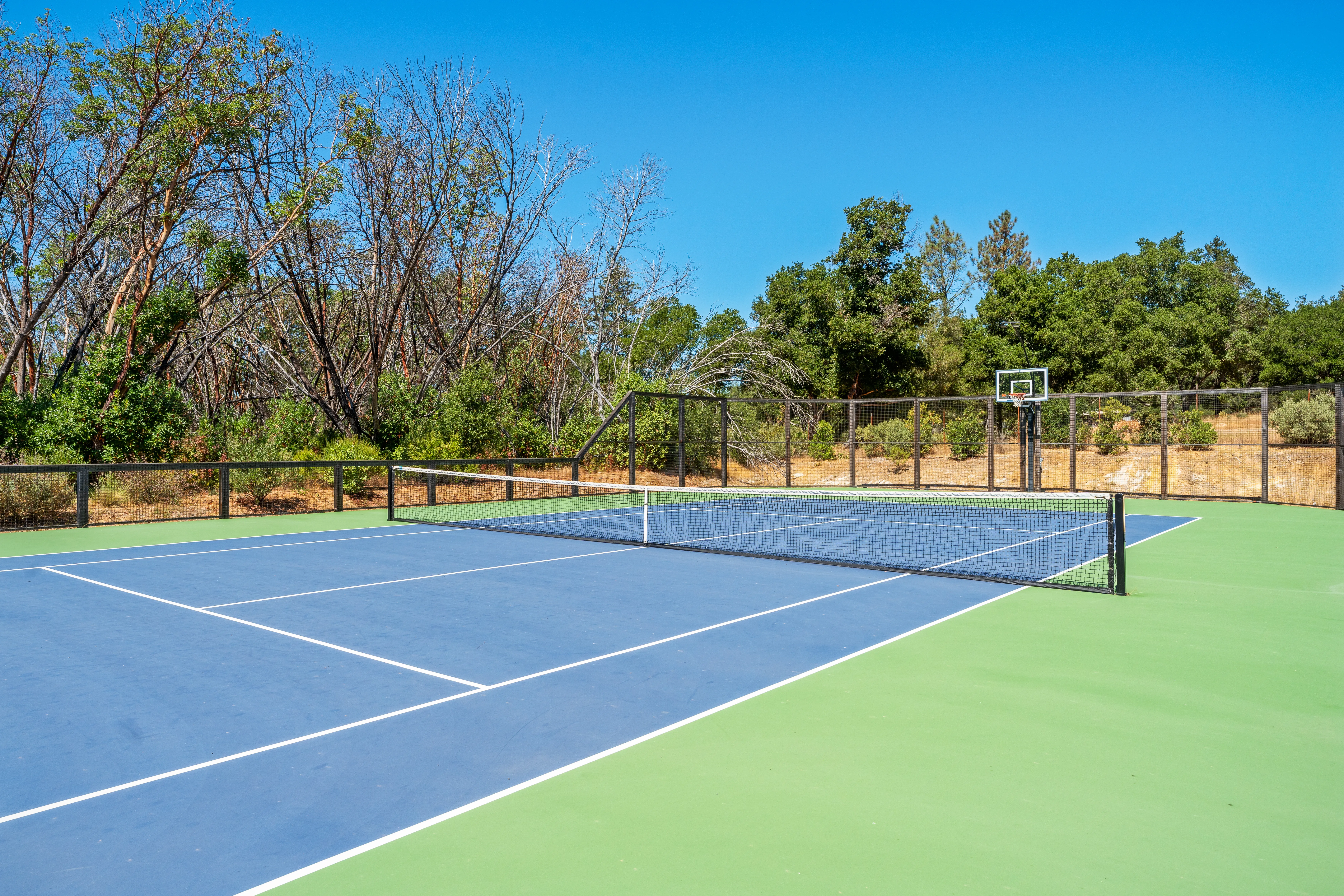 Cover photos - Image 9