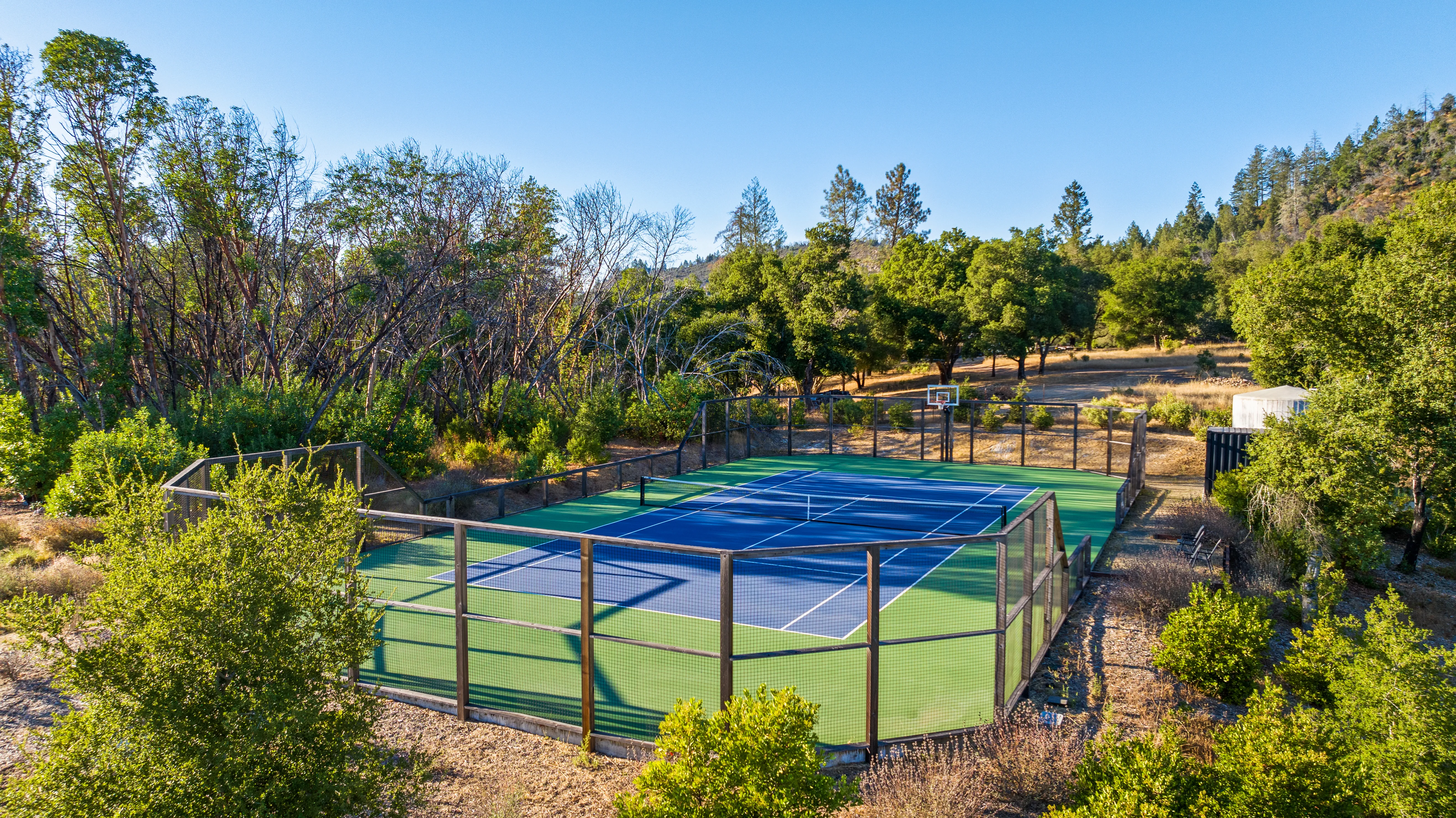 Cover photos - Image 11