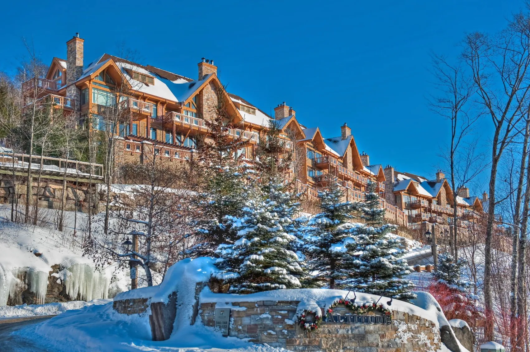 Pines Garden Overlook