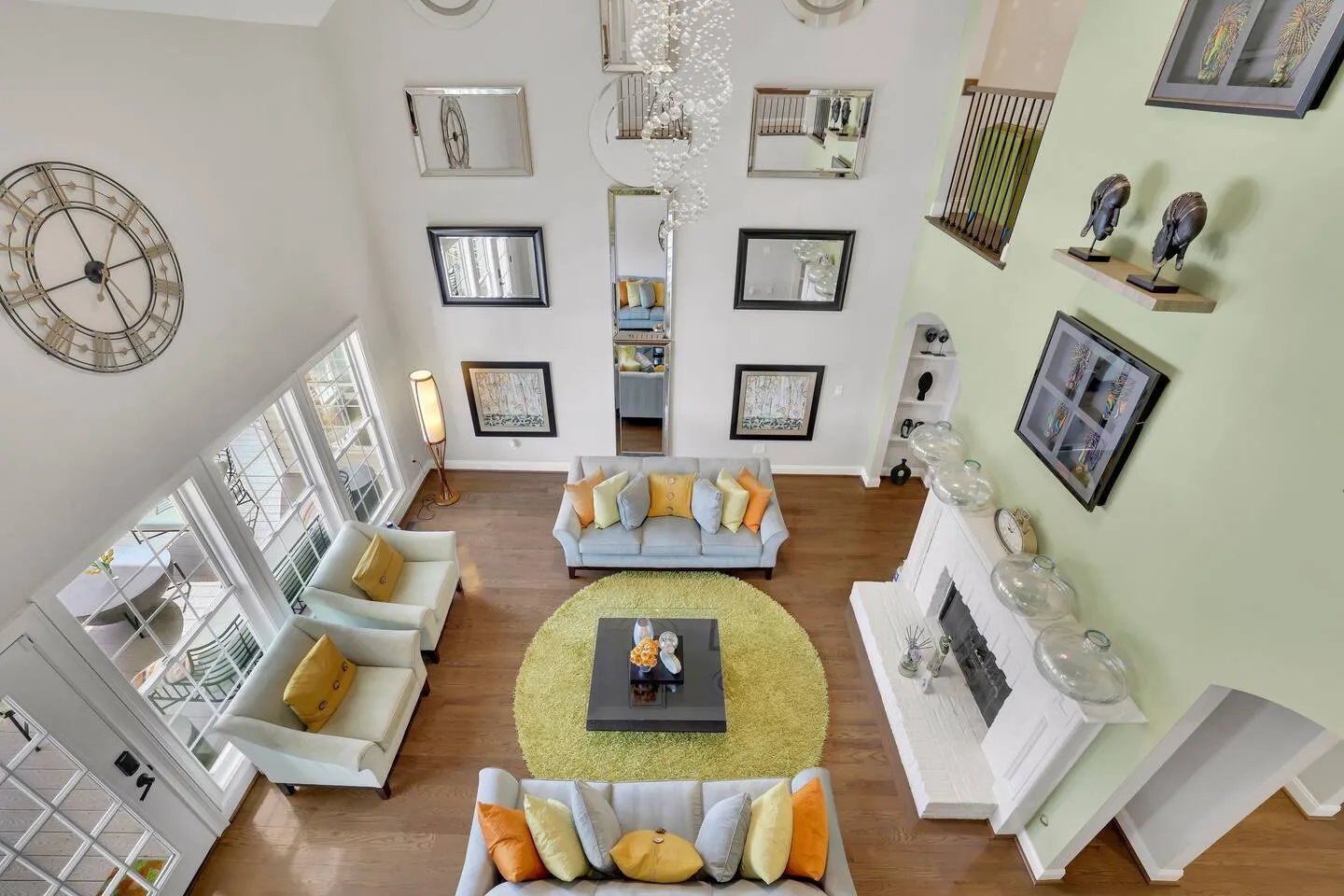 LIVING_ROOM - Image 5