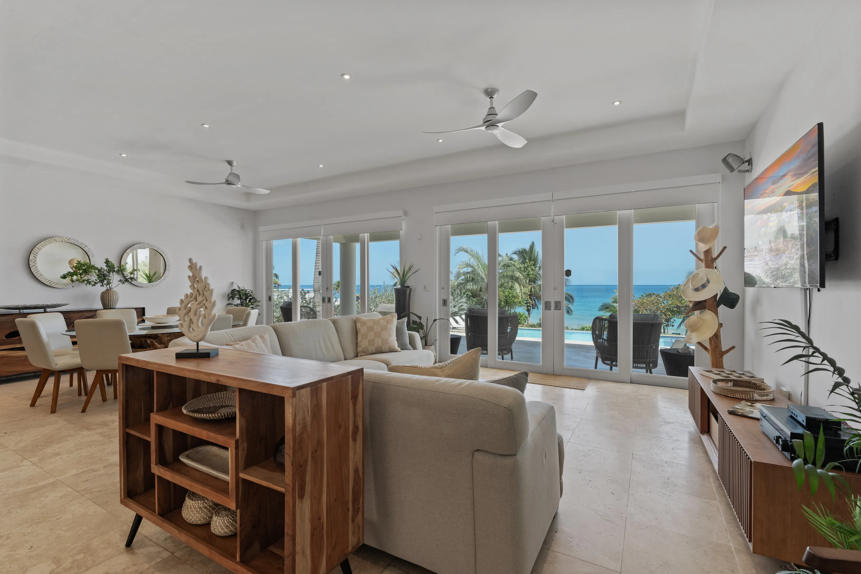 Driftwood Villa Timber Stunning