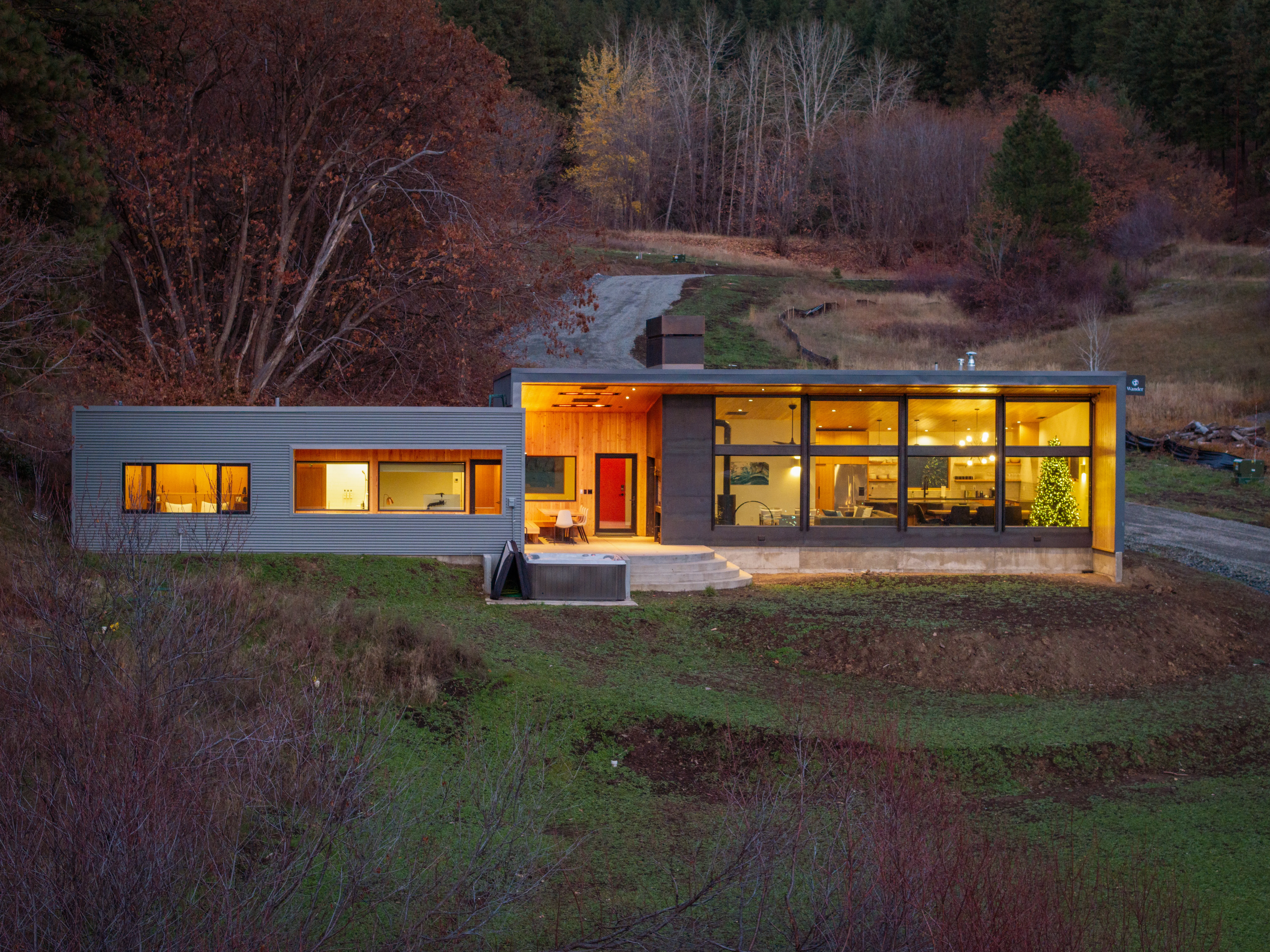 Tide Panorama Deck Stunning