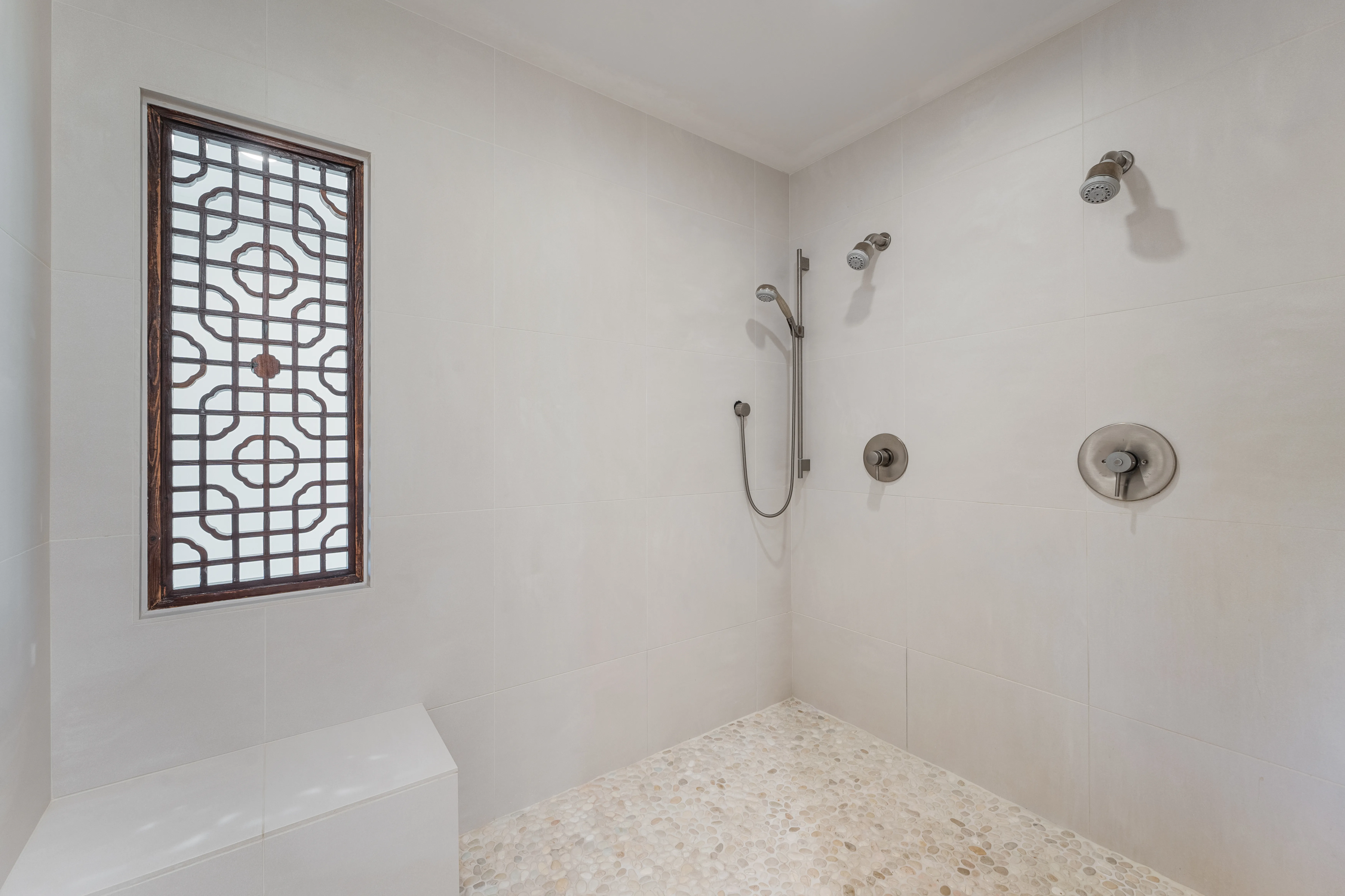 Bathroom 2 - Image 1