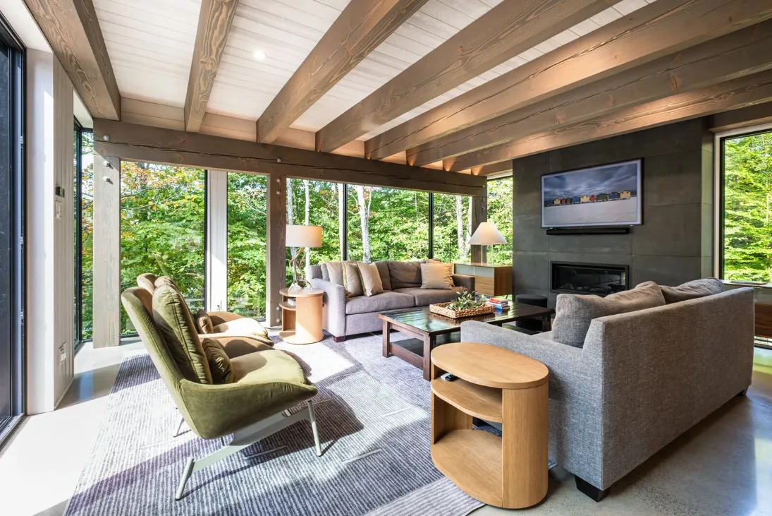 Cliffside Beachside Nook Sands