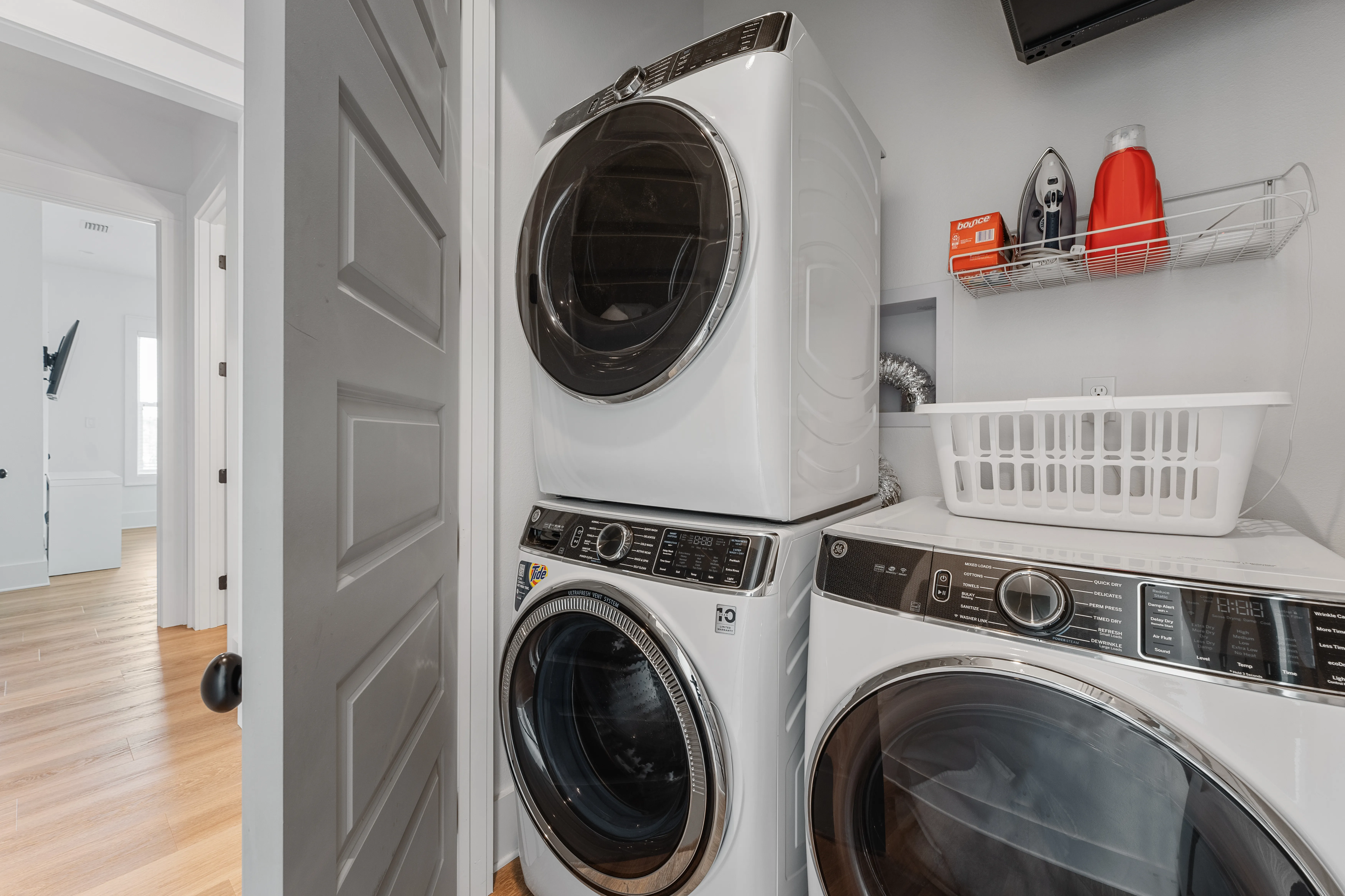 LAUNDRY_ROOM - Image 1