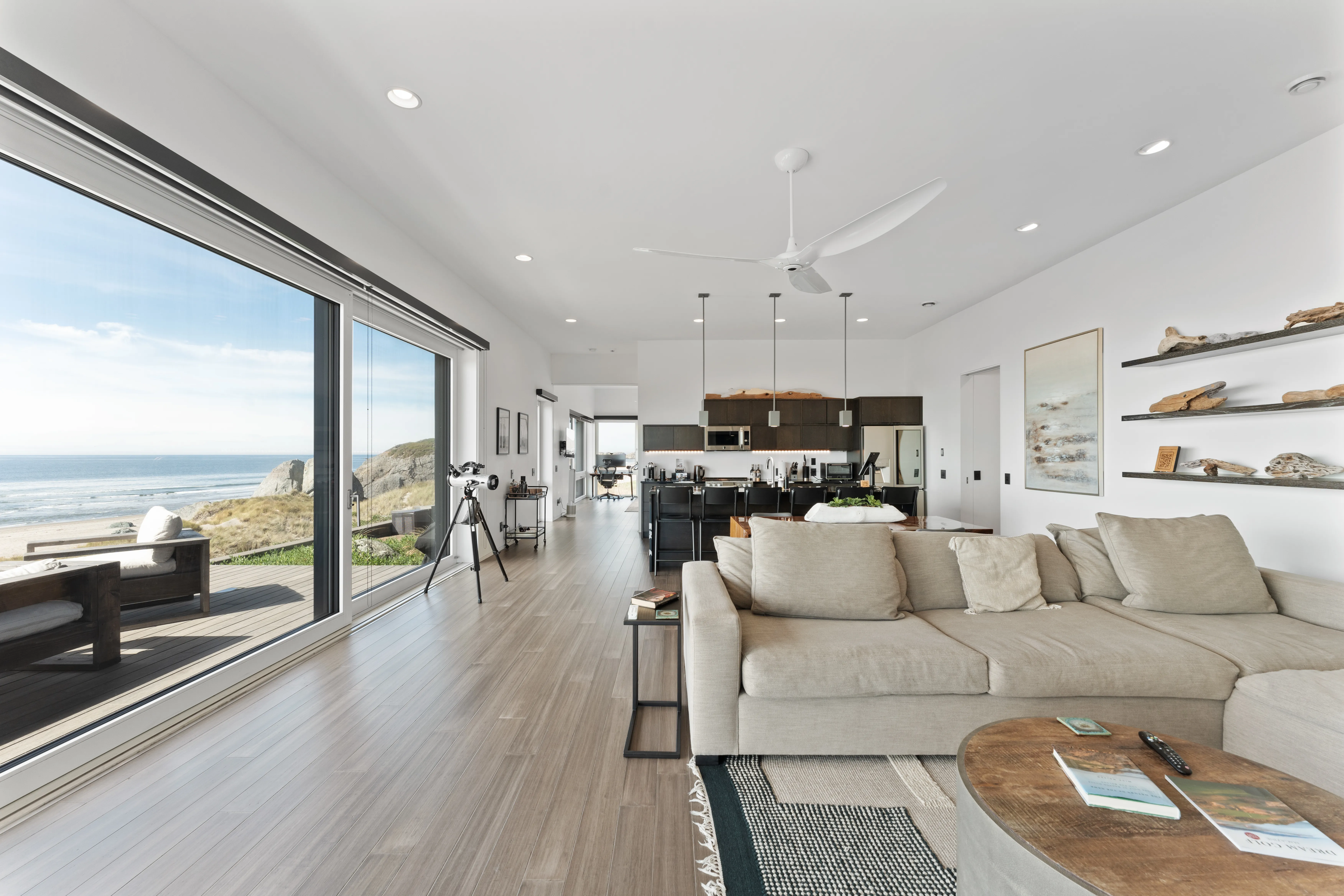 LIVING_ROOM - Image 3