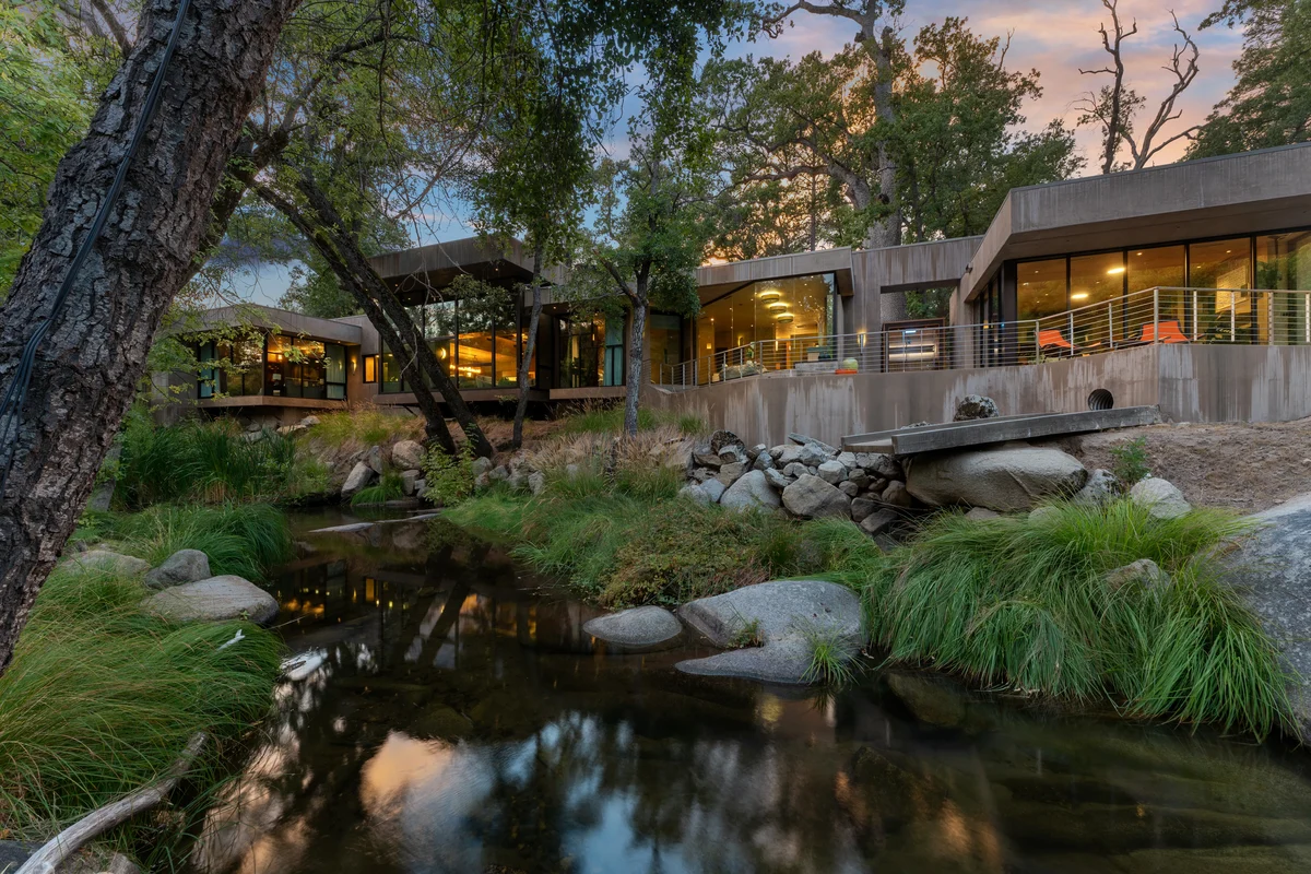 Sunrise Manor Anchor Panorama