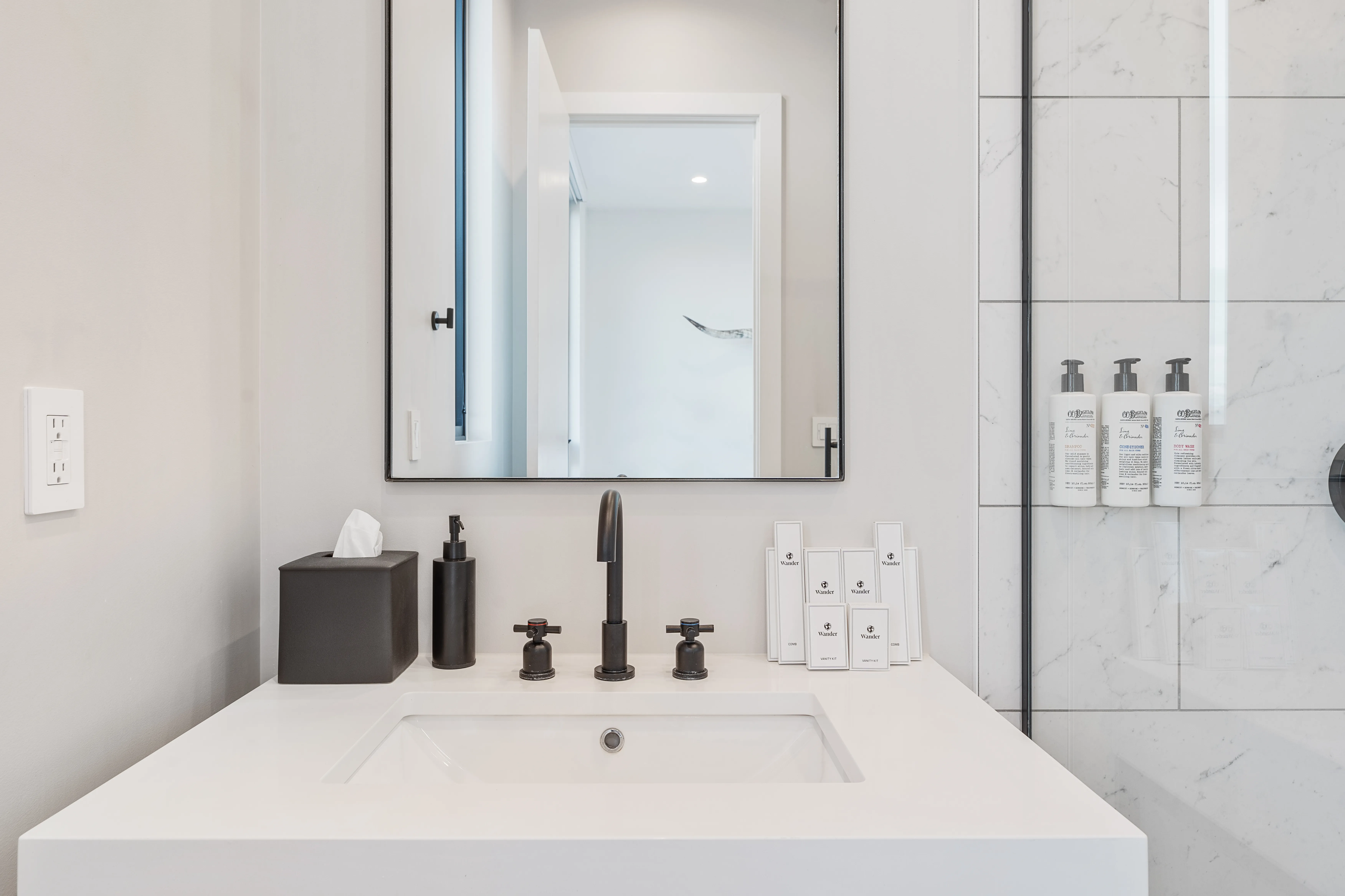 Bathroom 2 - Image 2