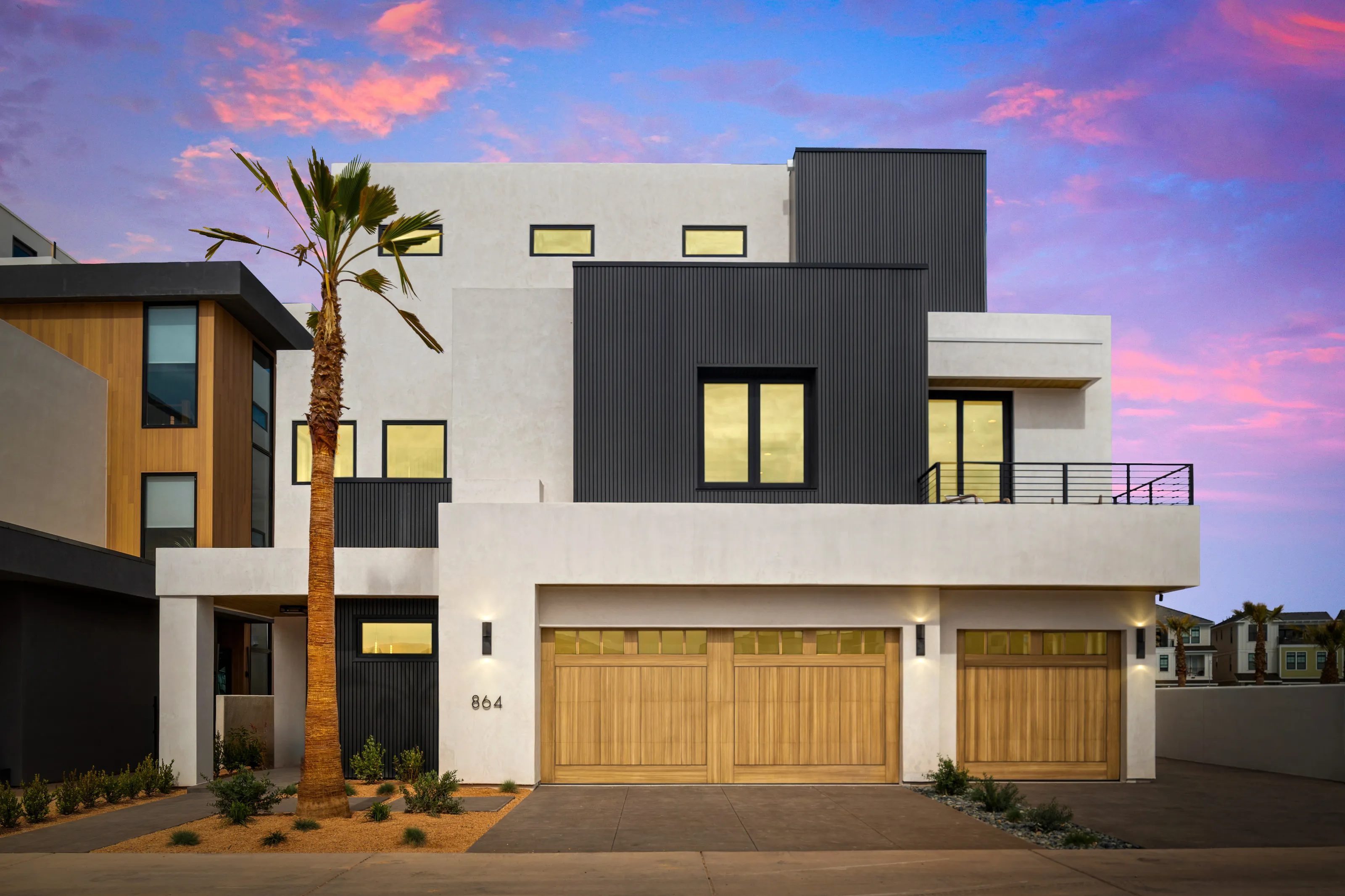 Lagoon Oceanfront Cliffside Harborhouse