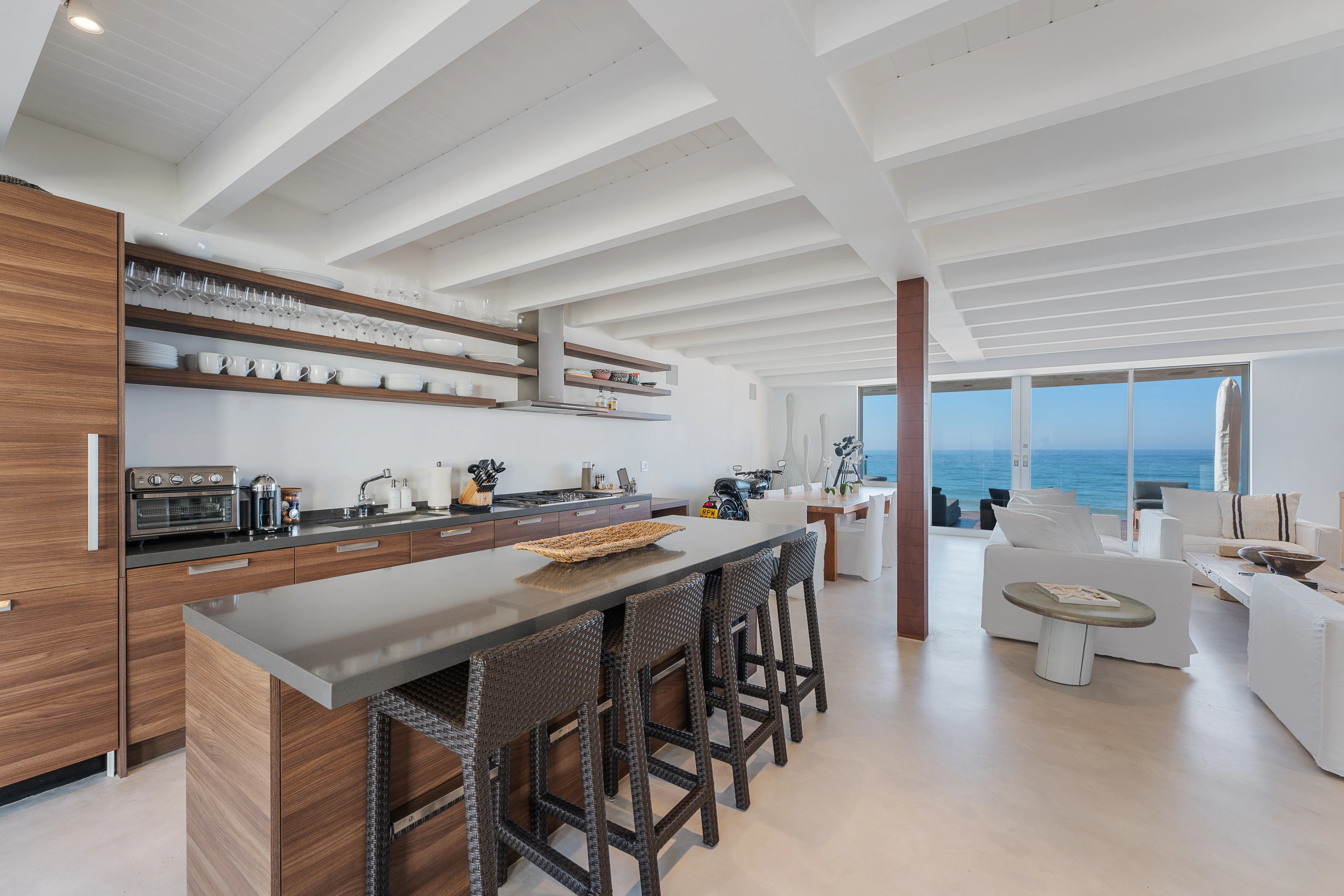 Coastal Bungalow Cedar