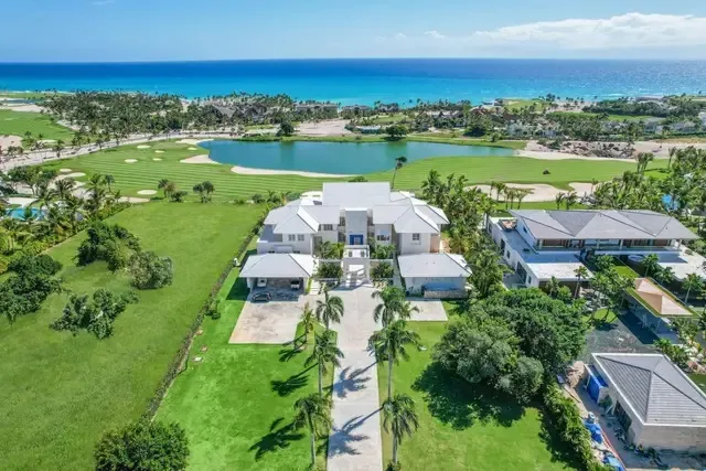 Brook Beachside