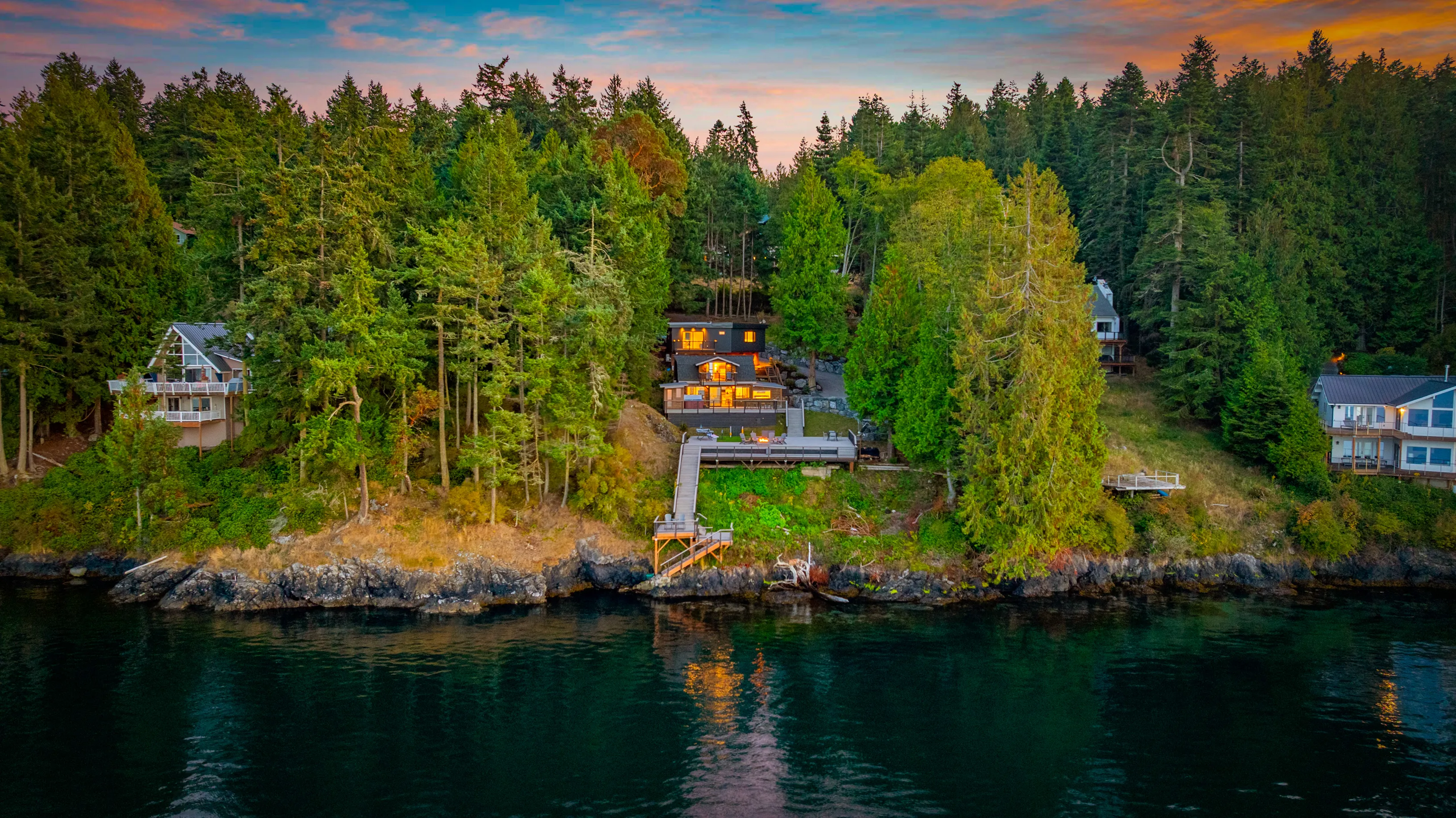 Driftwood River Harborhouse Villa