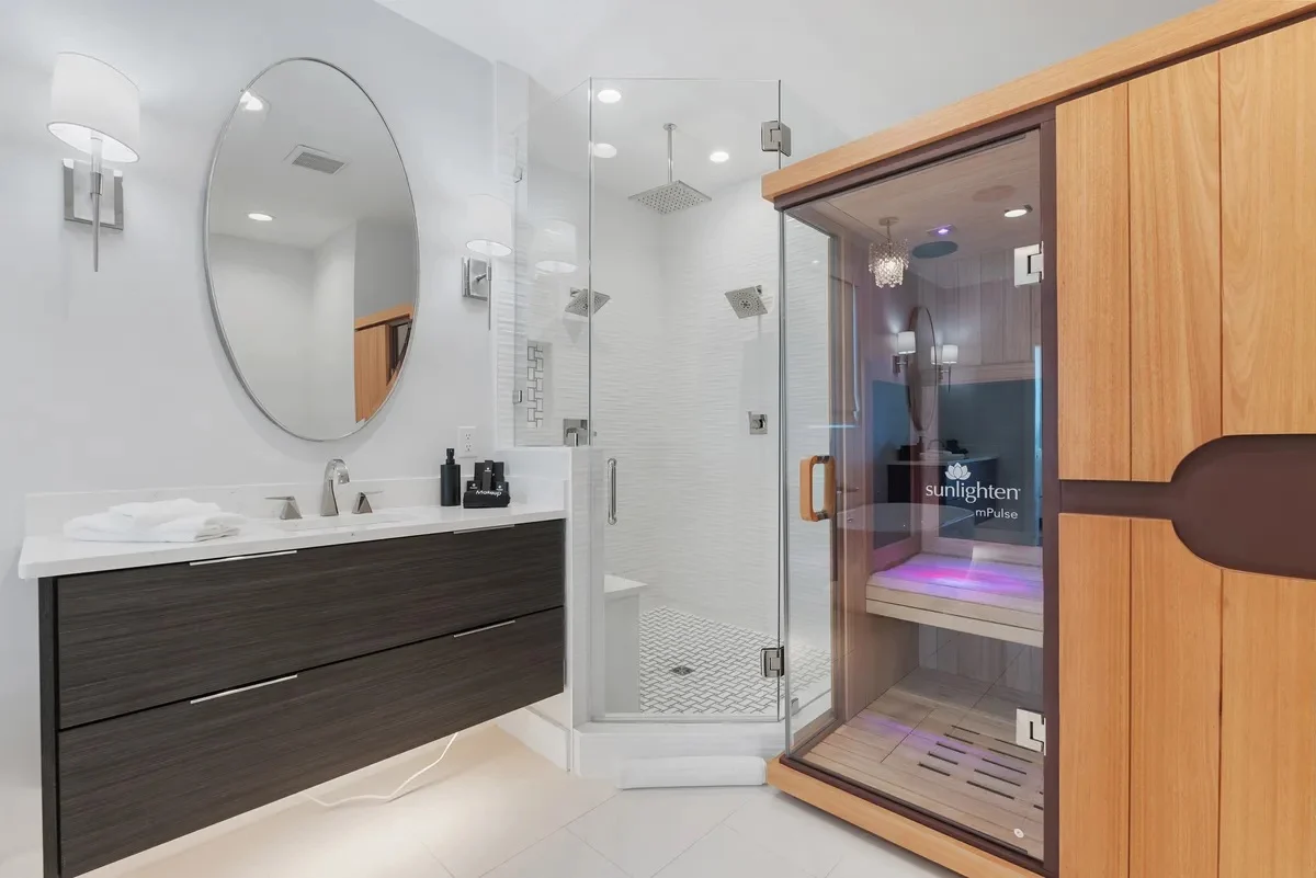 Bathroom 1 - Image 2