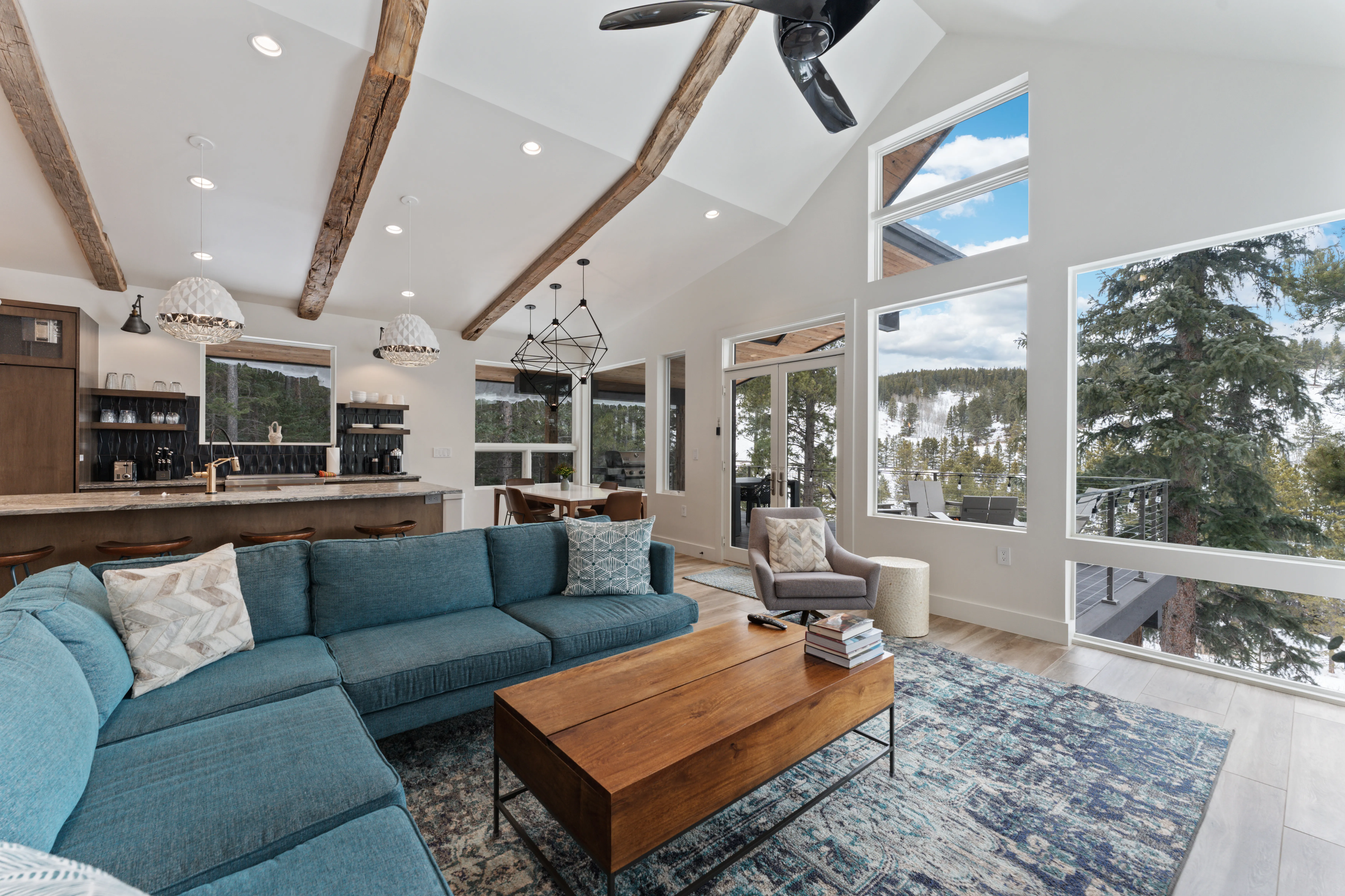 LIVING_ROOM - Image 1