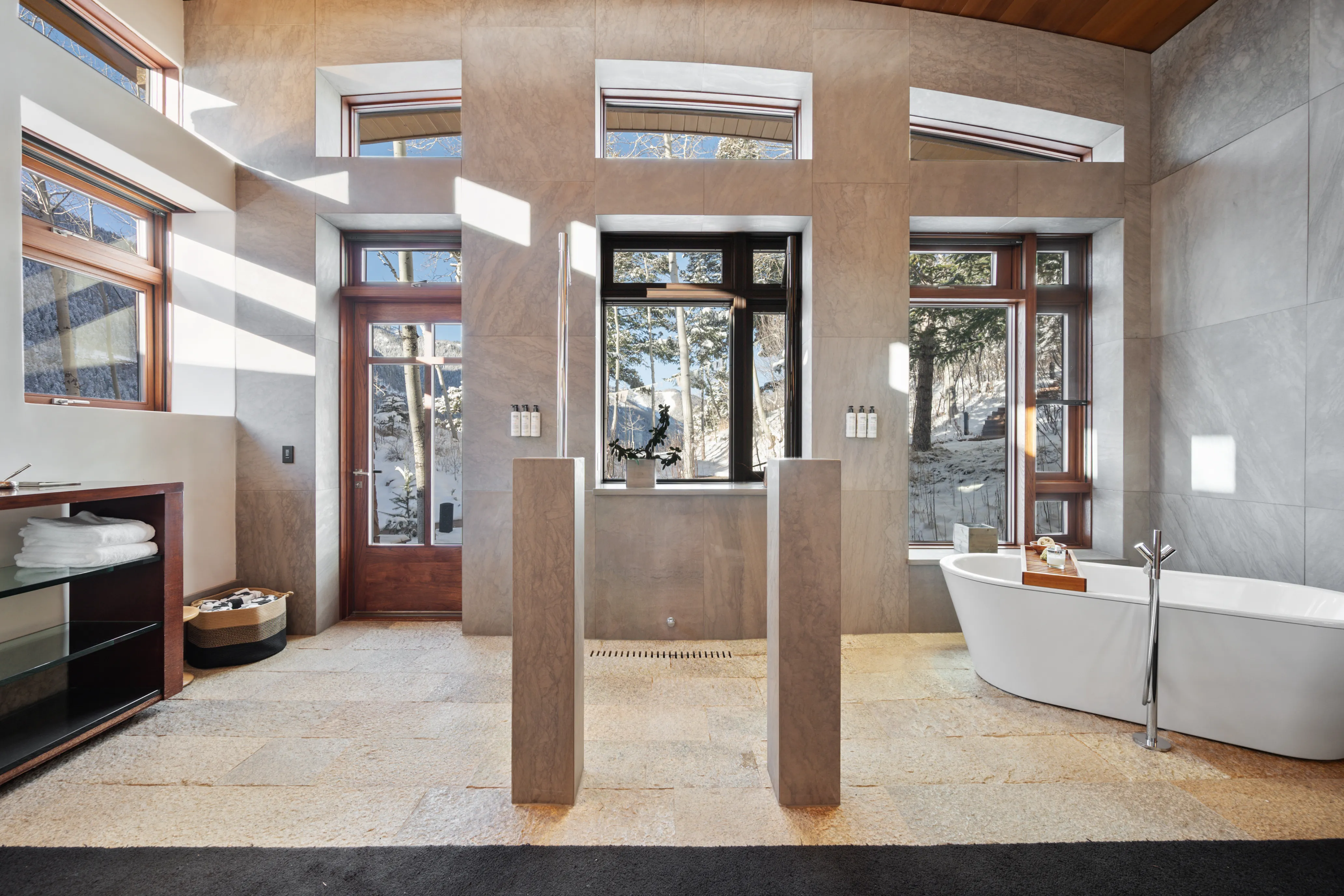 Bathroom 2 - Image 6