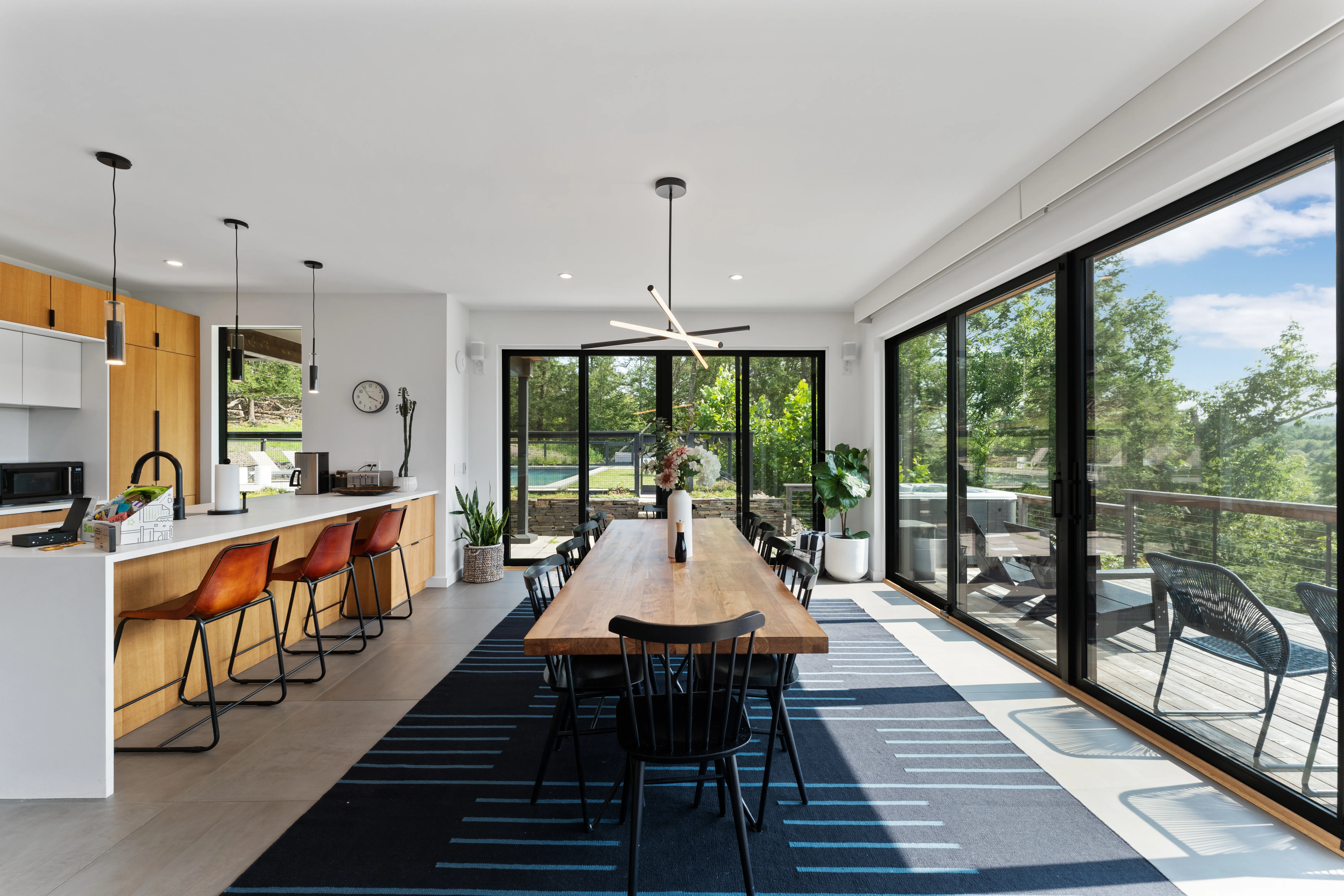 DINING_ROOM - Image 3