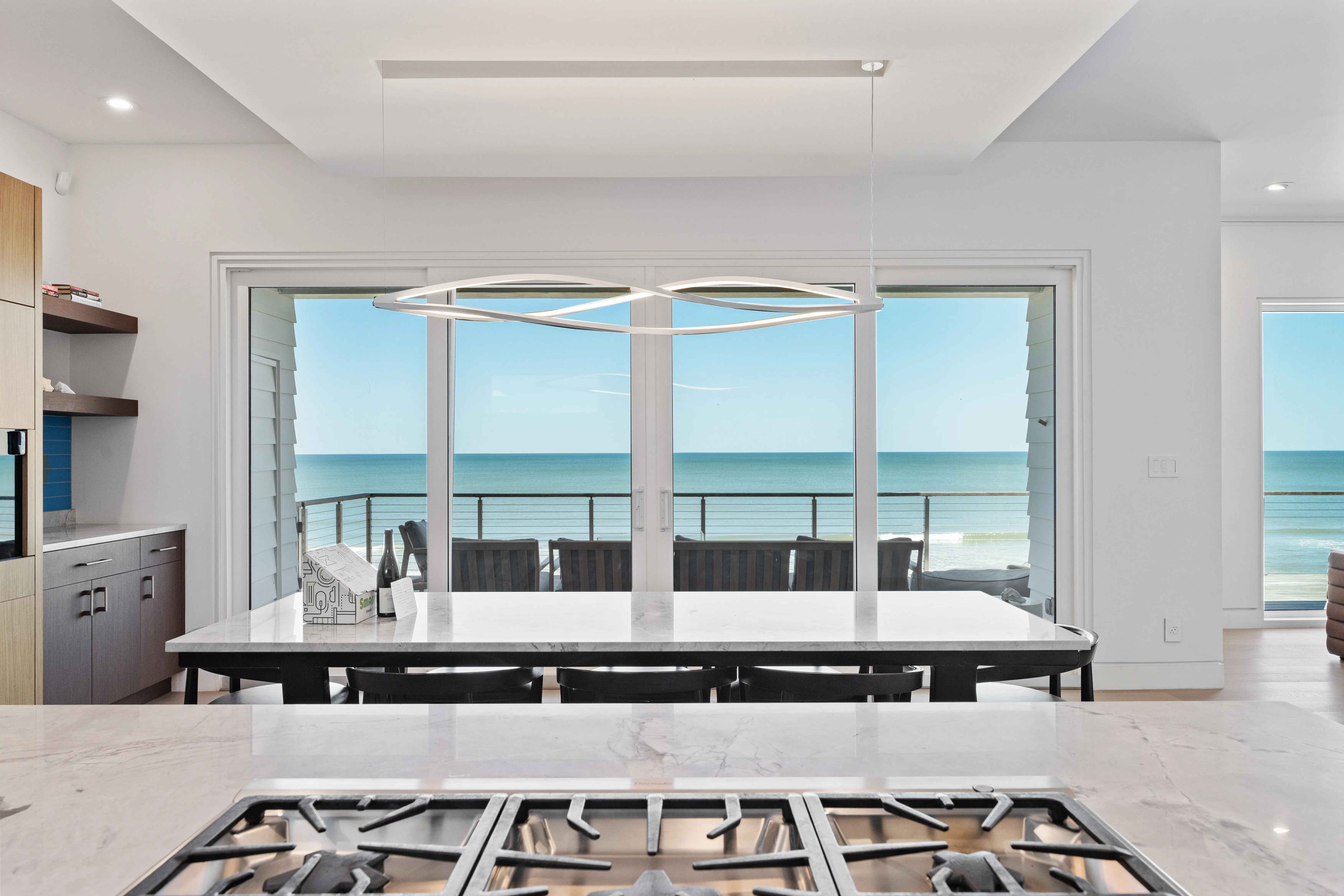 DINING_ROOM - Image 1