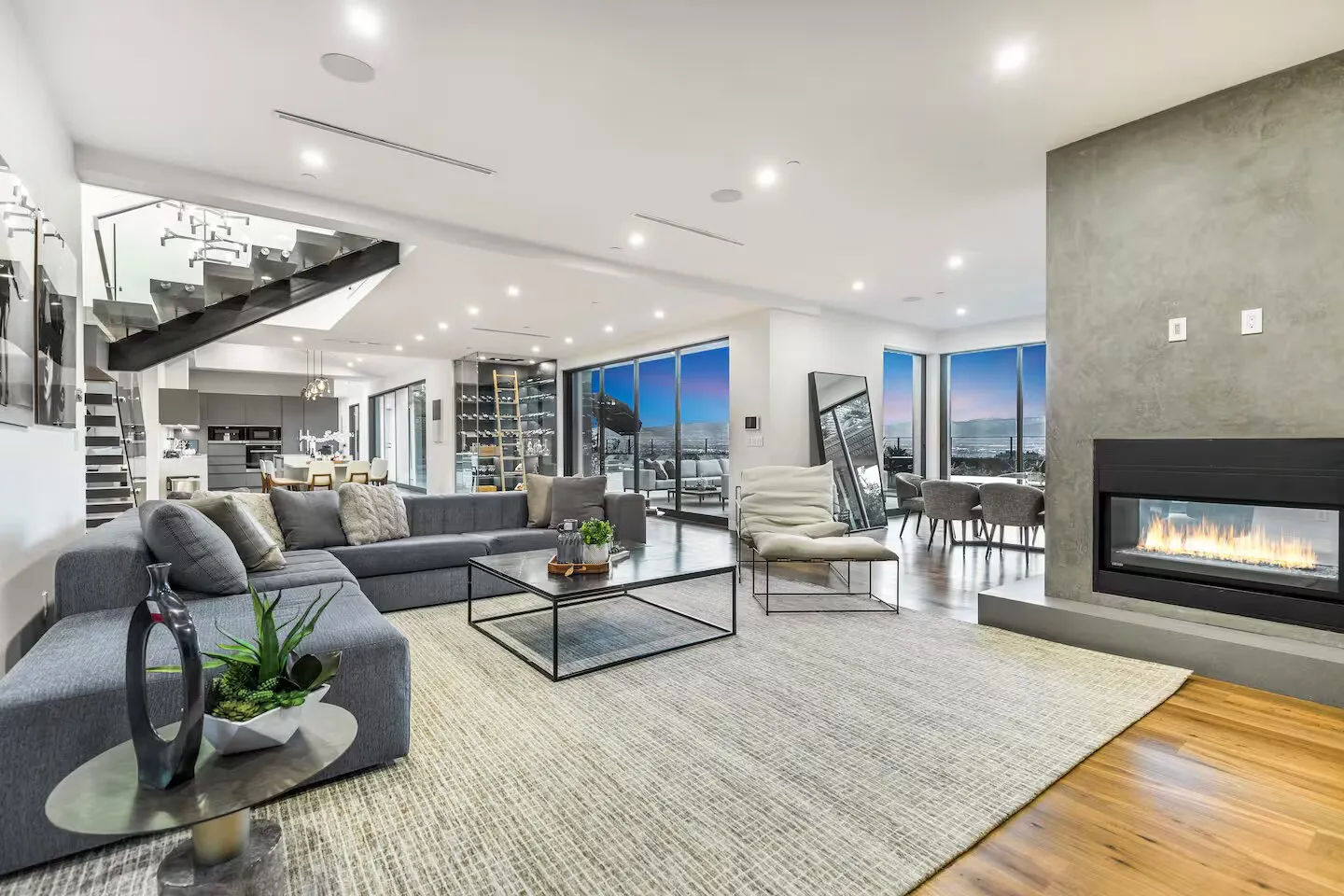 LIVING_ROOM - Image 3