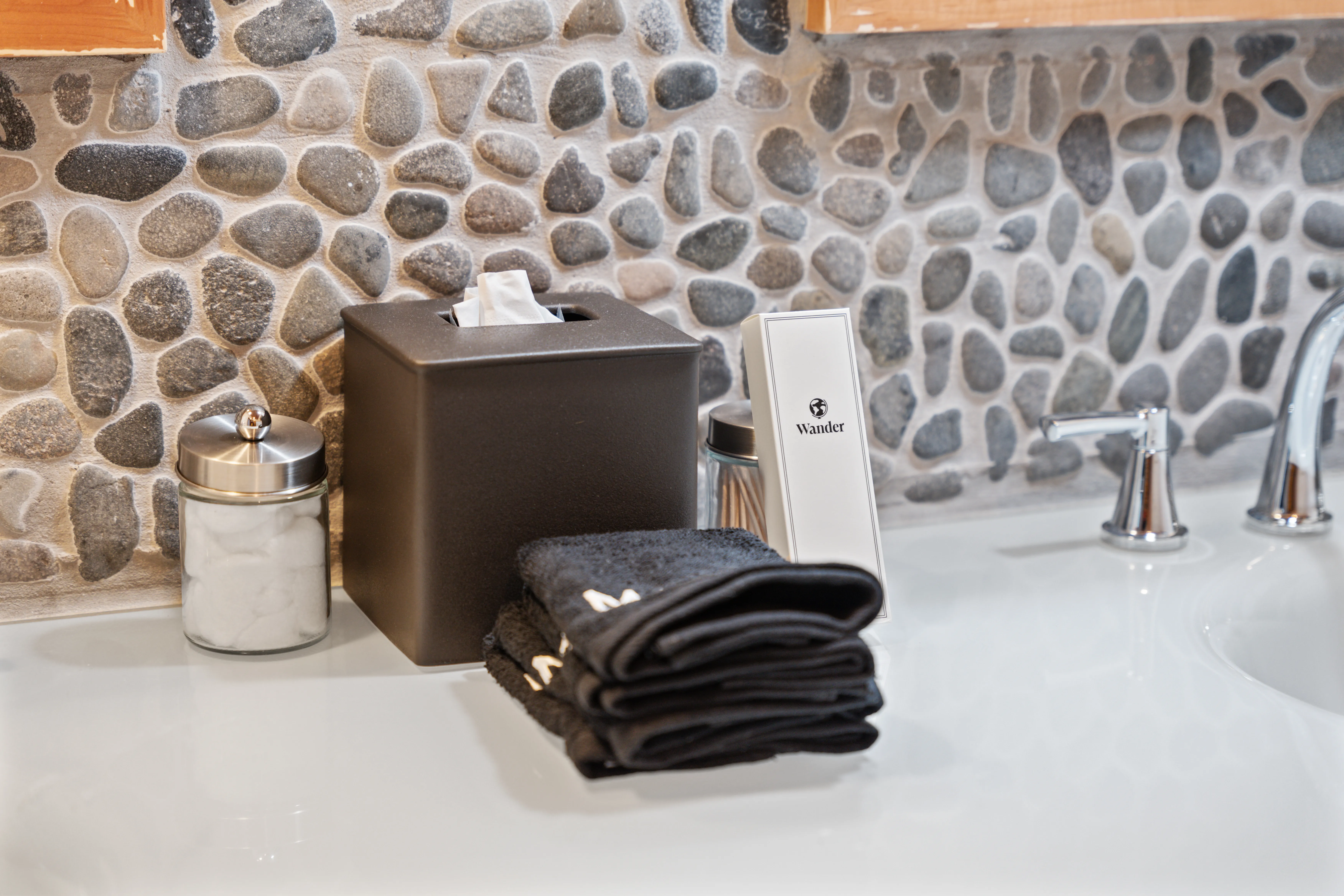 Bathroom 2 - Image 2