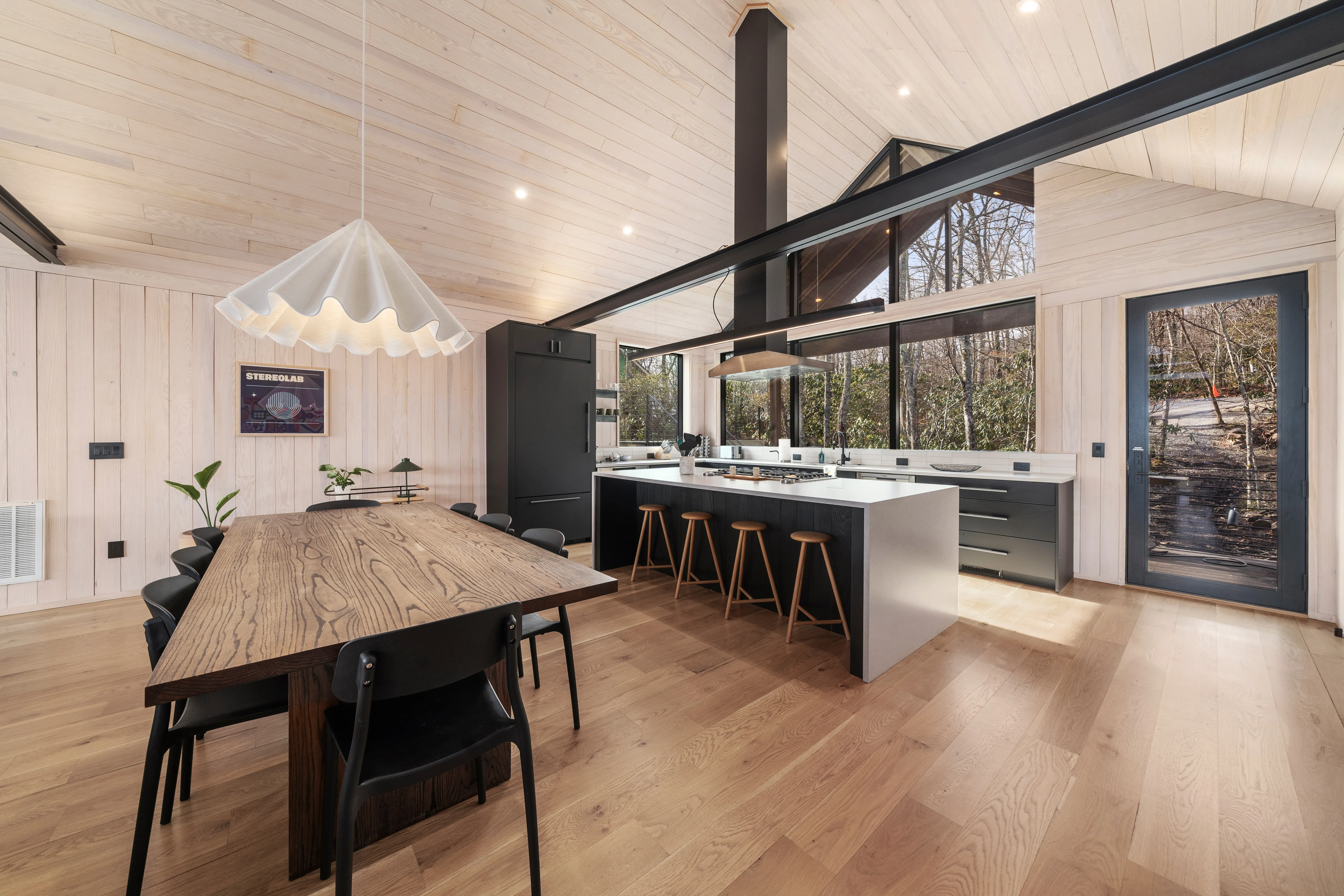 DINING_ROOM - Image 1