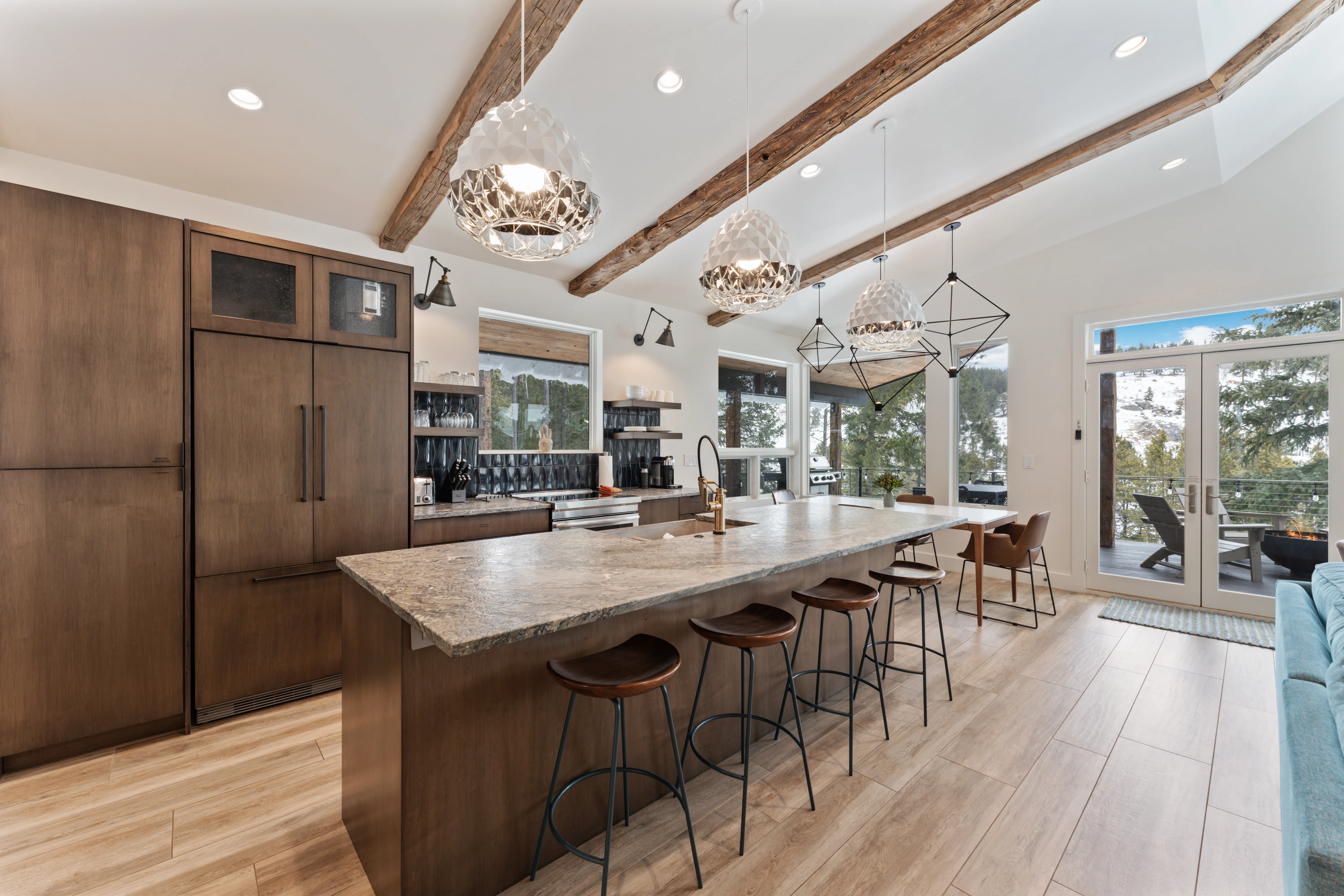 Cascade Tranquil Harborview Hideout