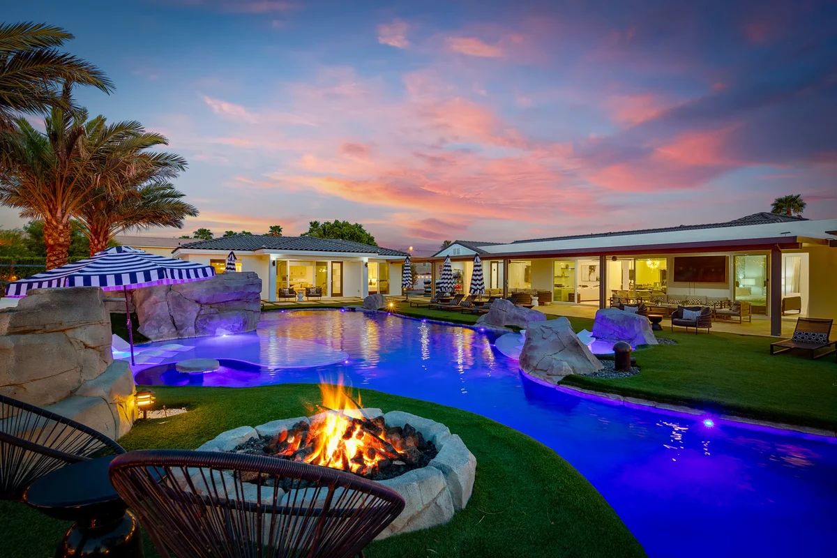 Pines Coral Solstice Harborhouse