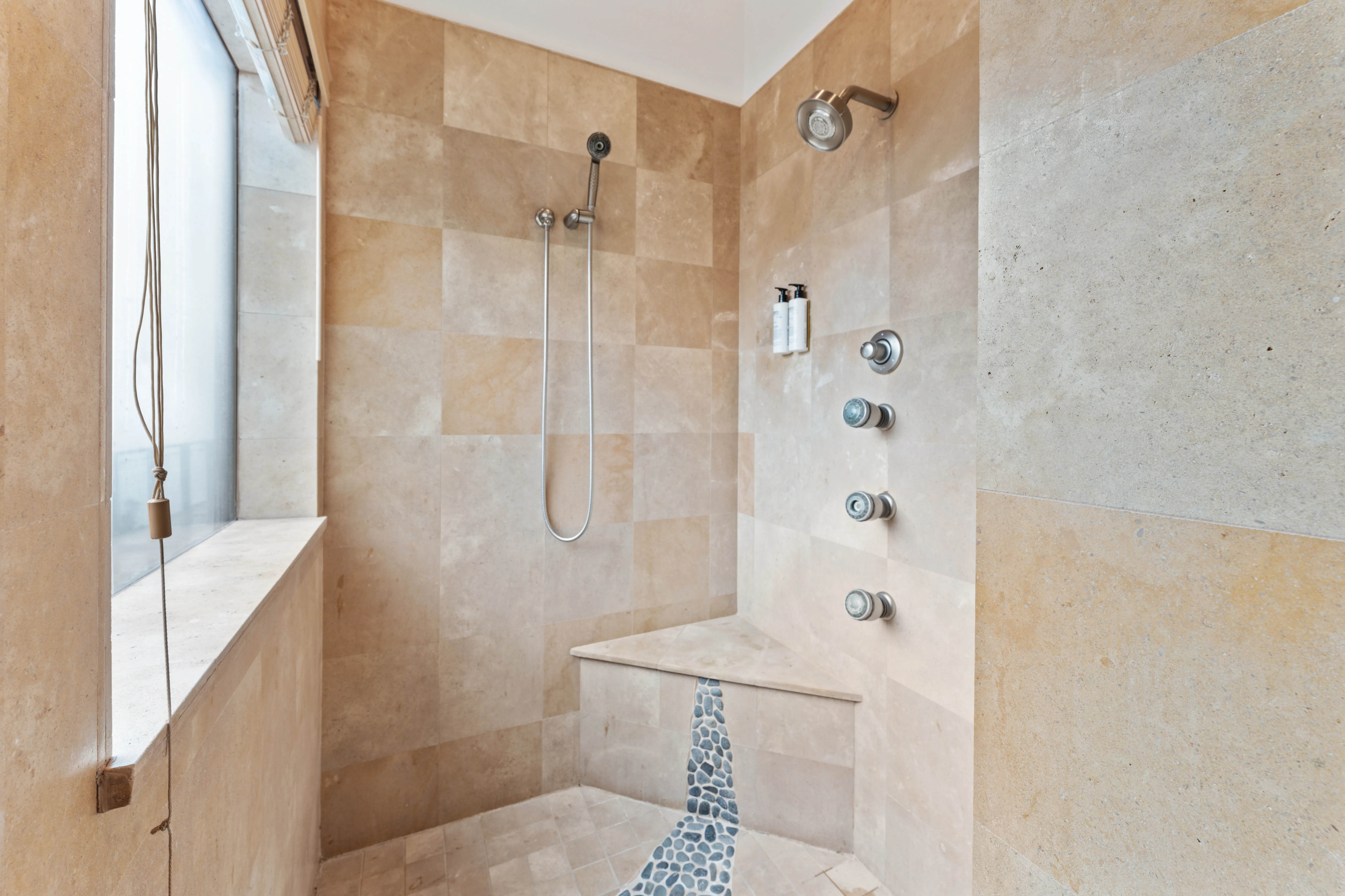 Bathroom 1 - Image 1