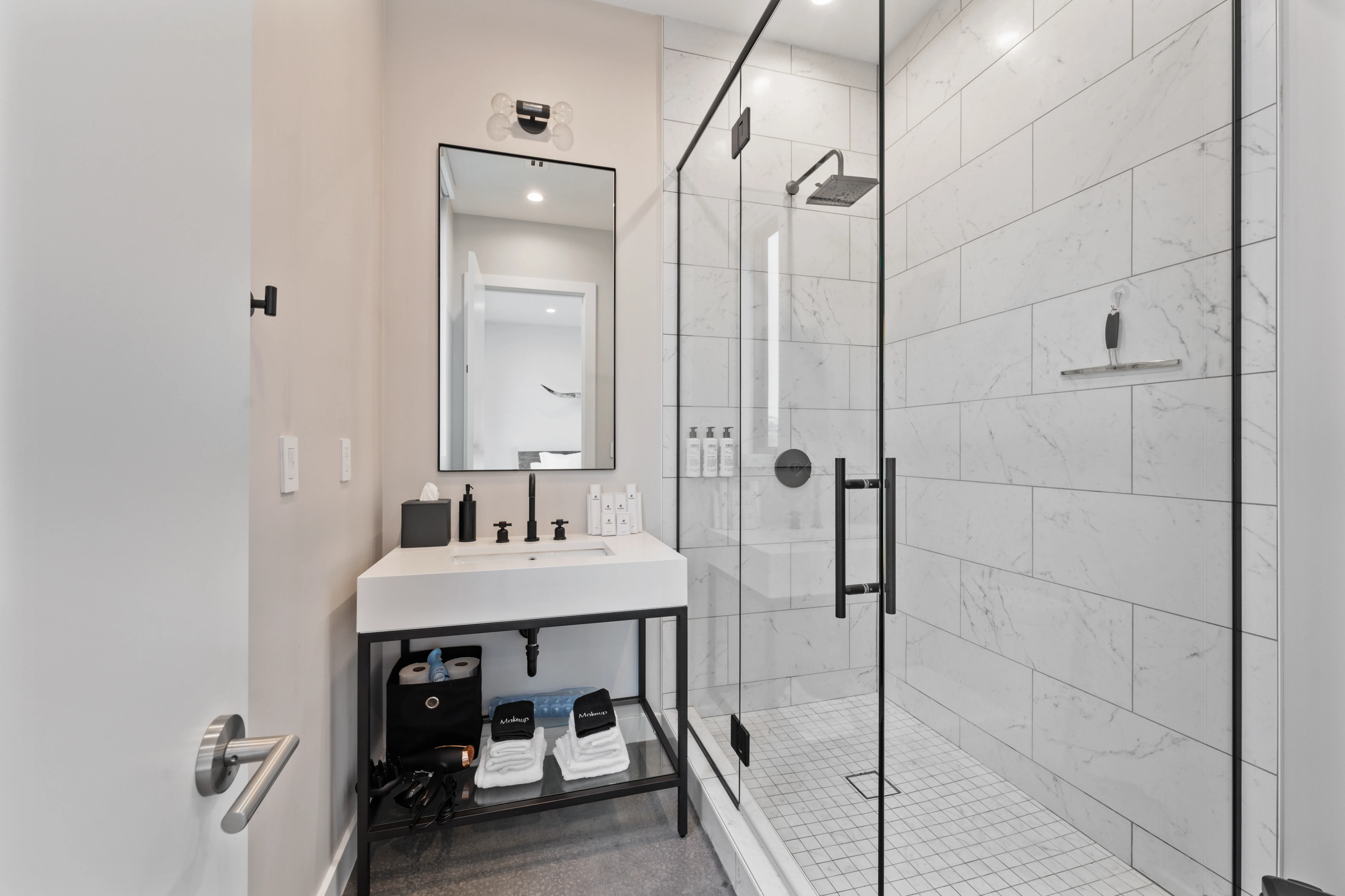 Bathroom 2 - Image 1