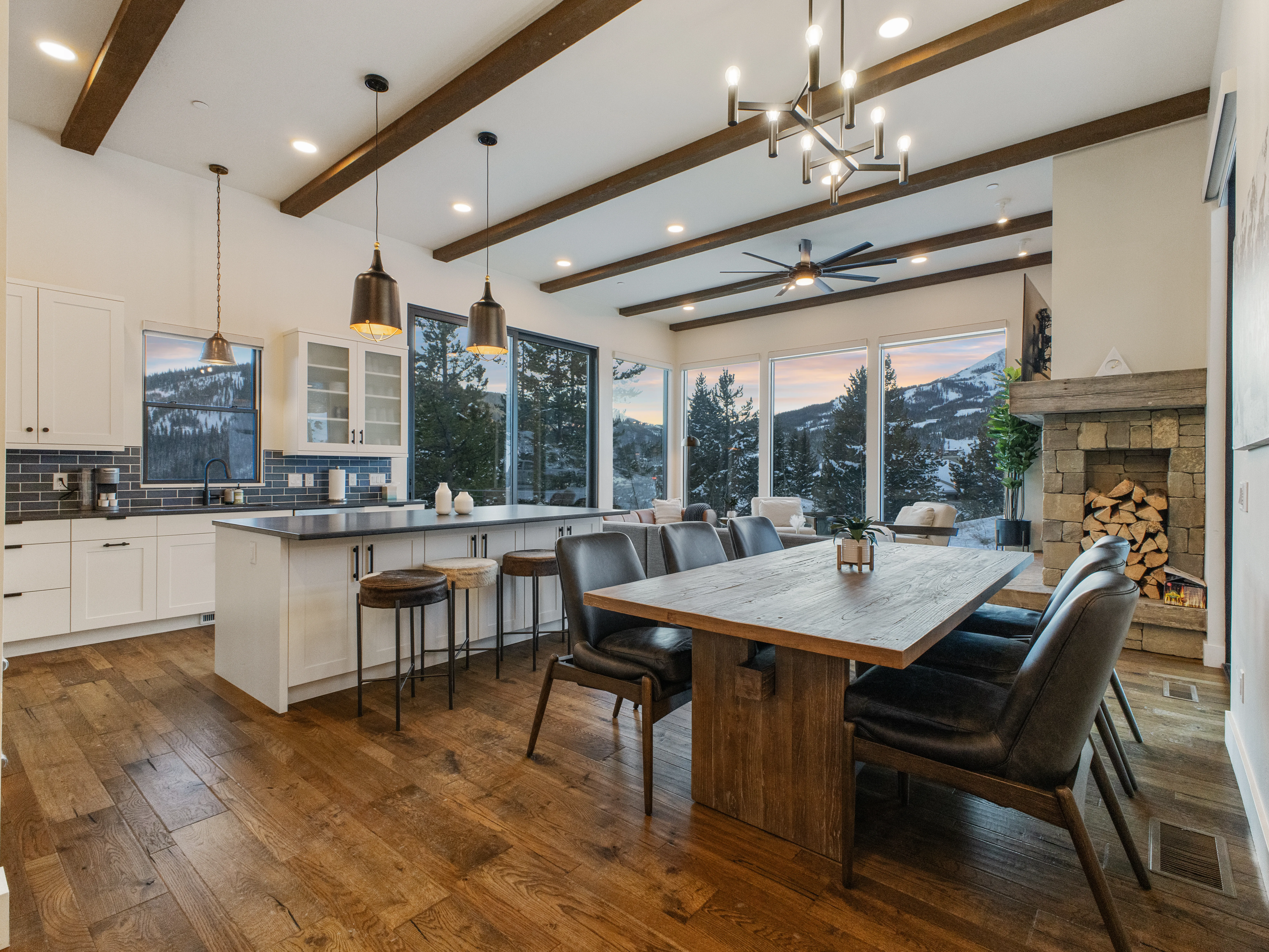 DINING_ROOM - Image 2