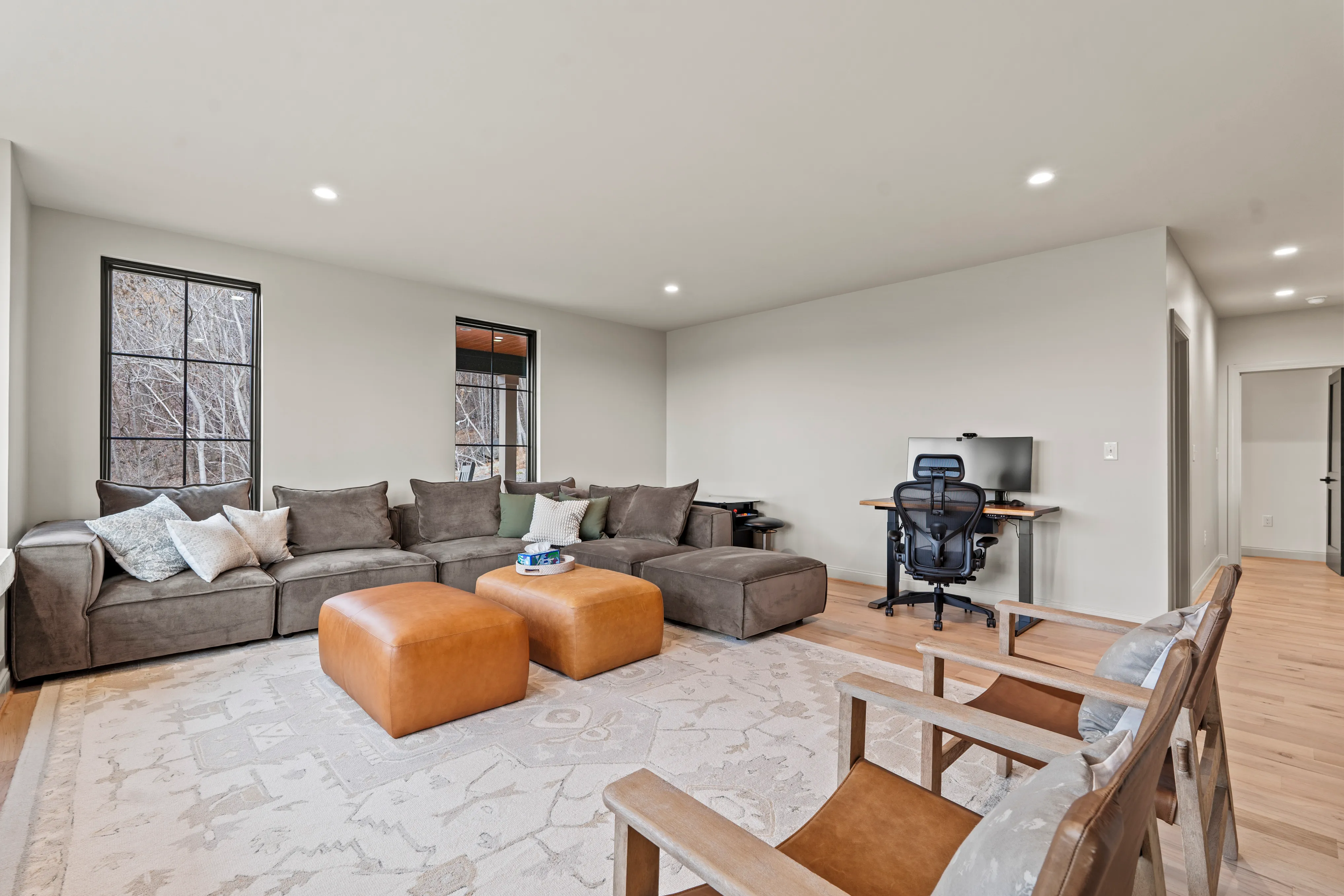 LIVING_ROOM - Image 1