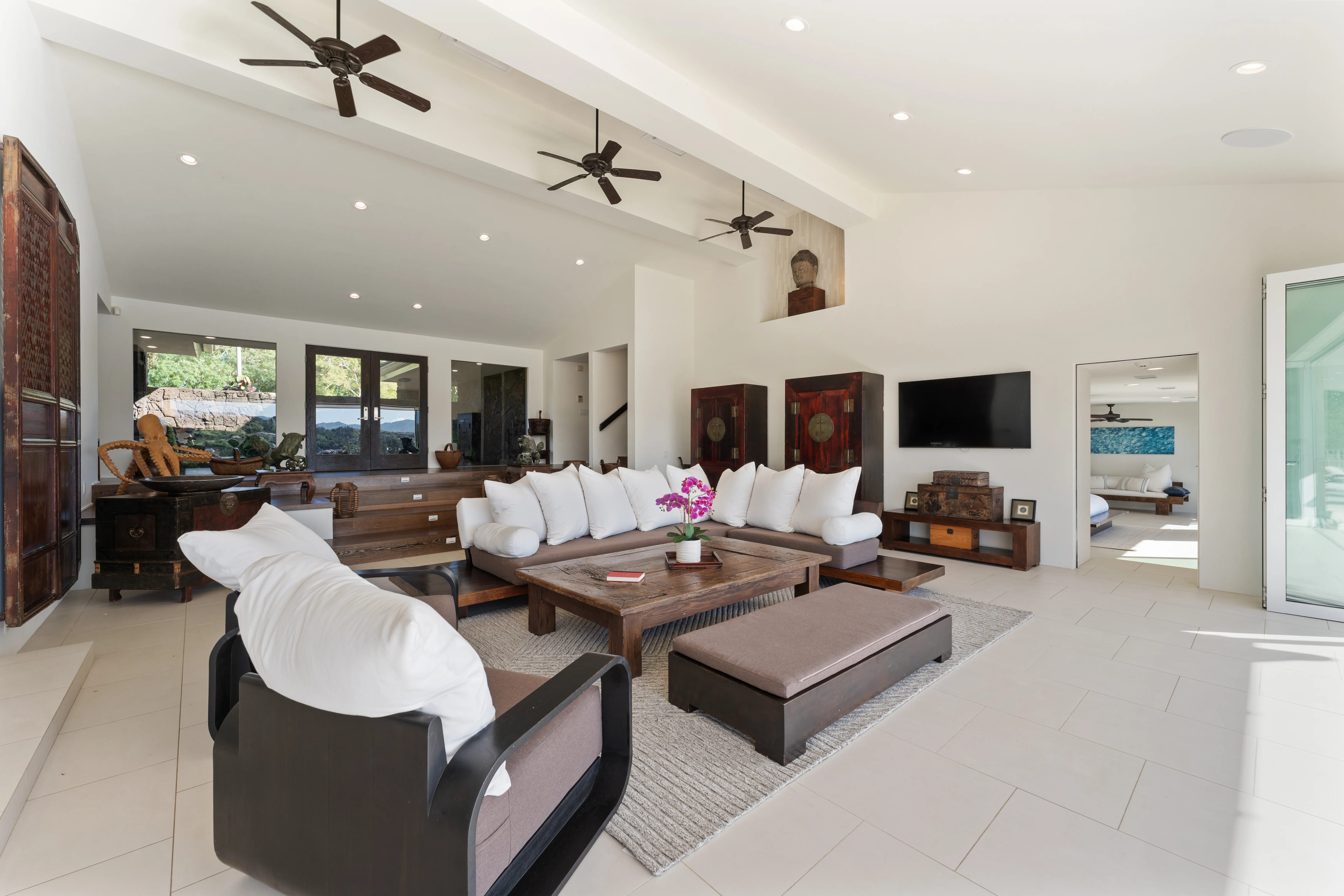 LIVING_ROOM - Image 4