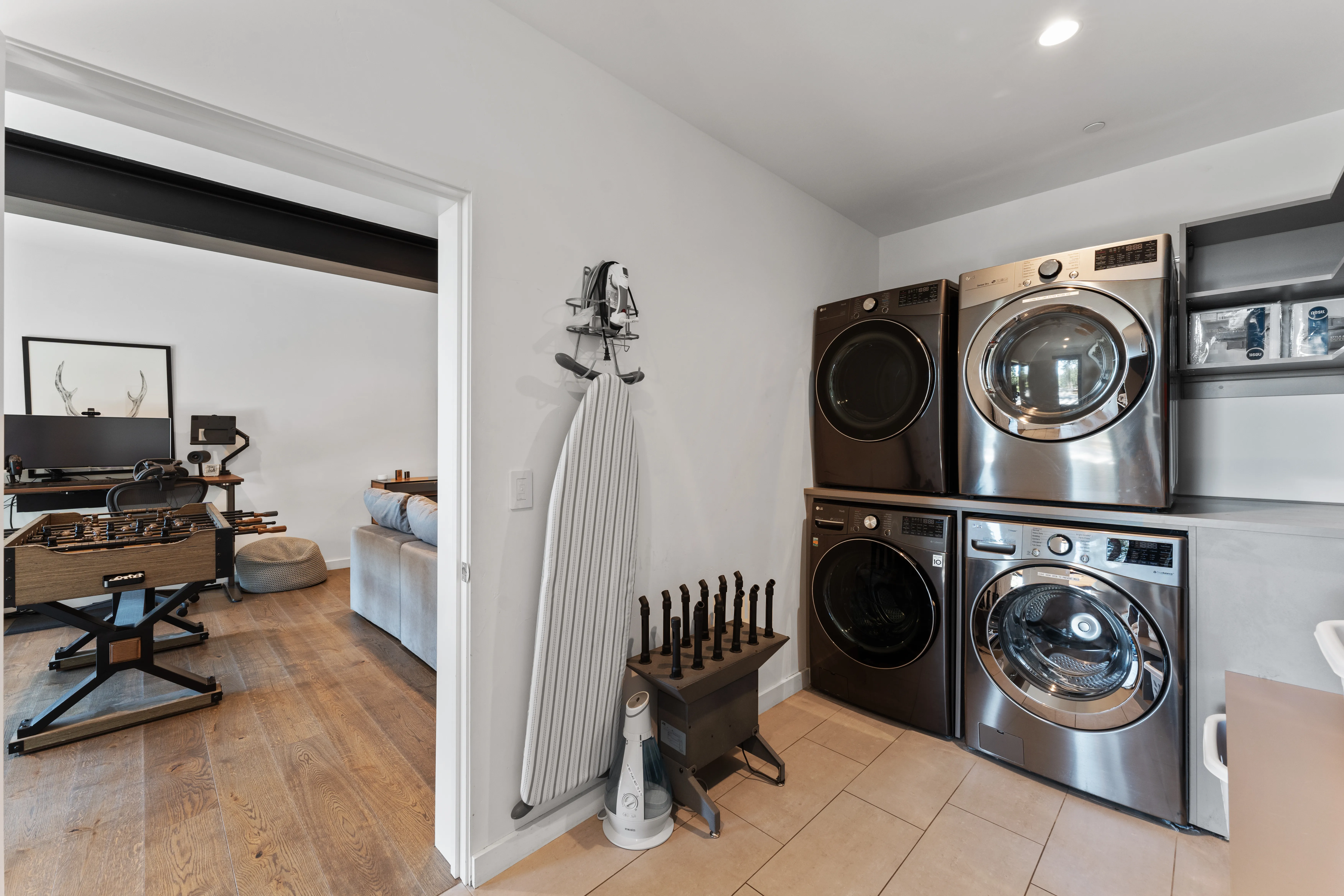 LAUNDRY_ROOM - Image 1