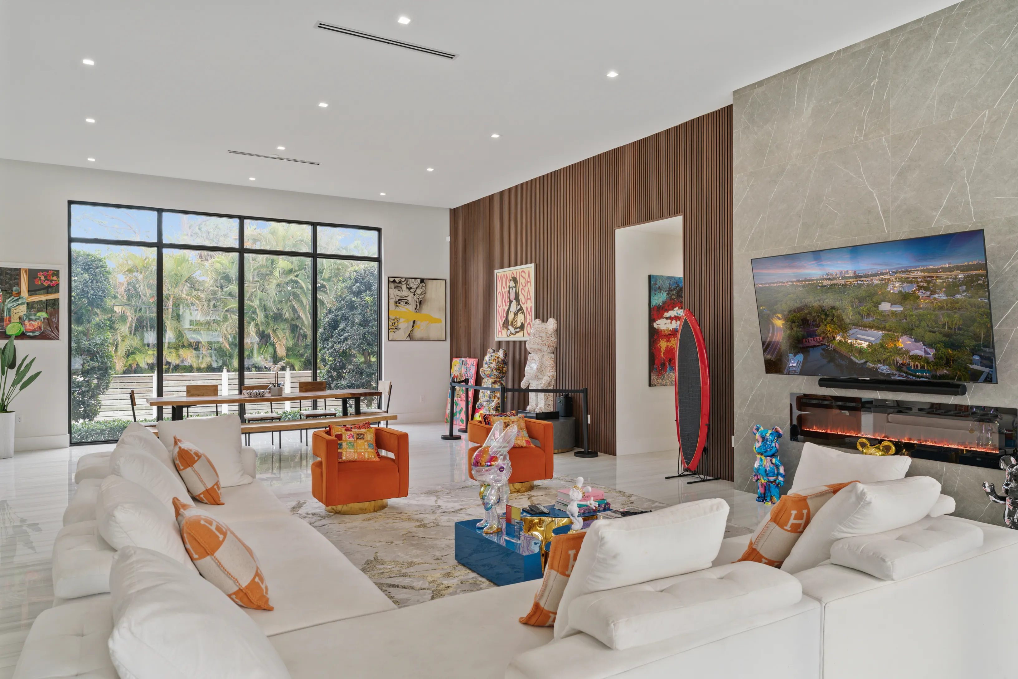 LIVING_ROOM - Image 2