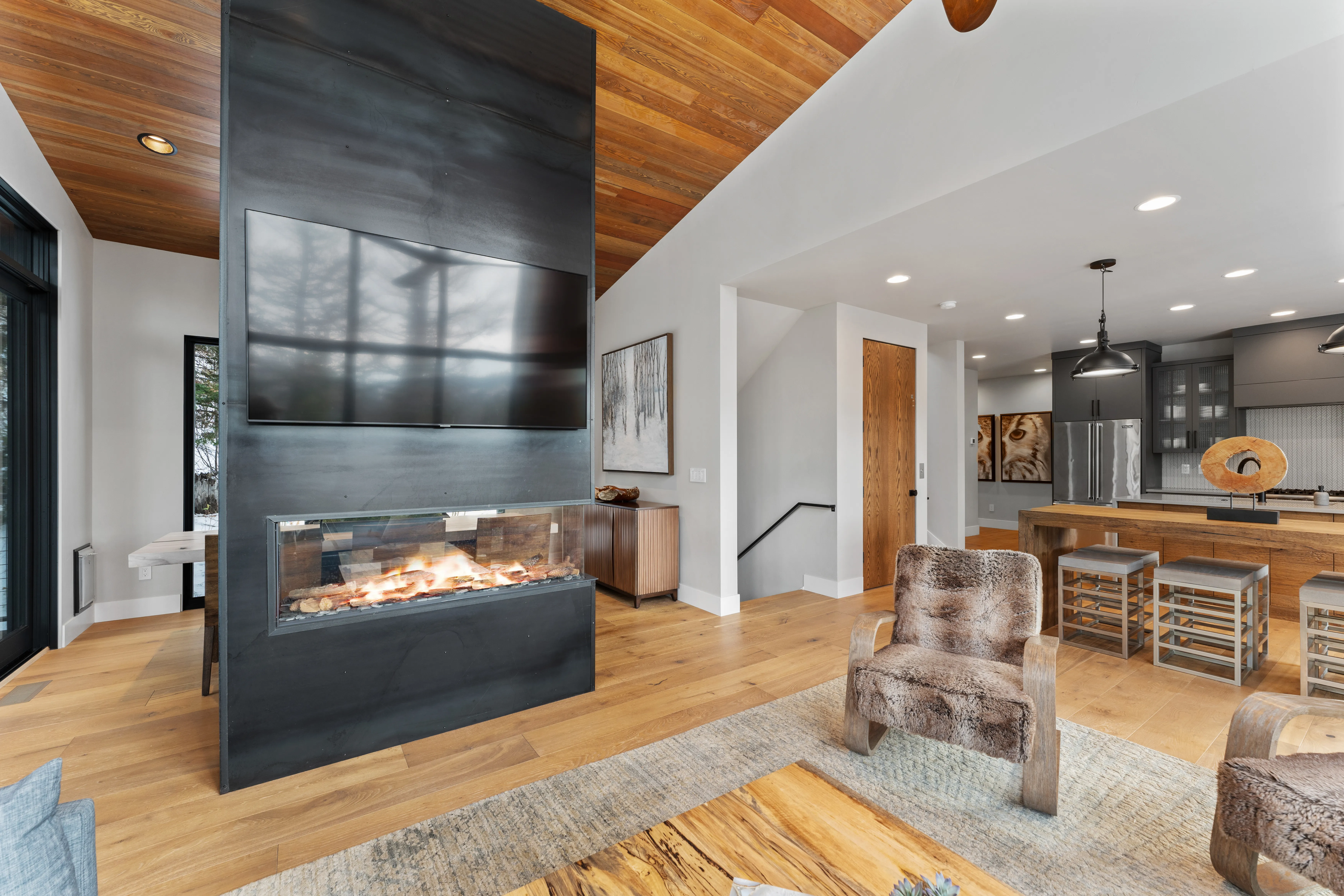 LIVING_ROOM - Image 1