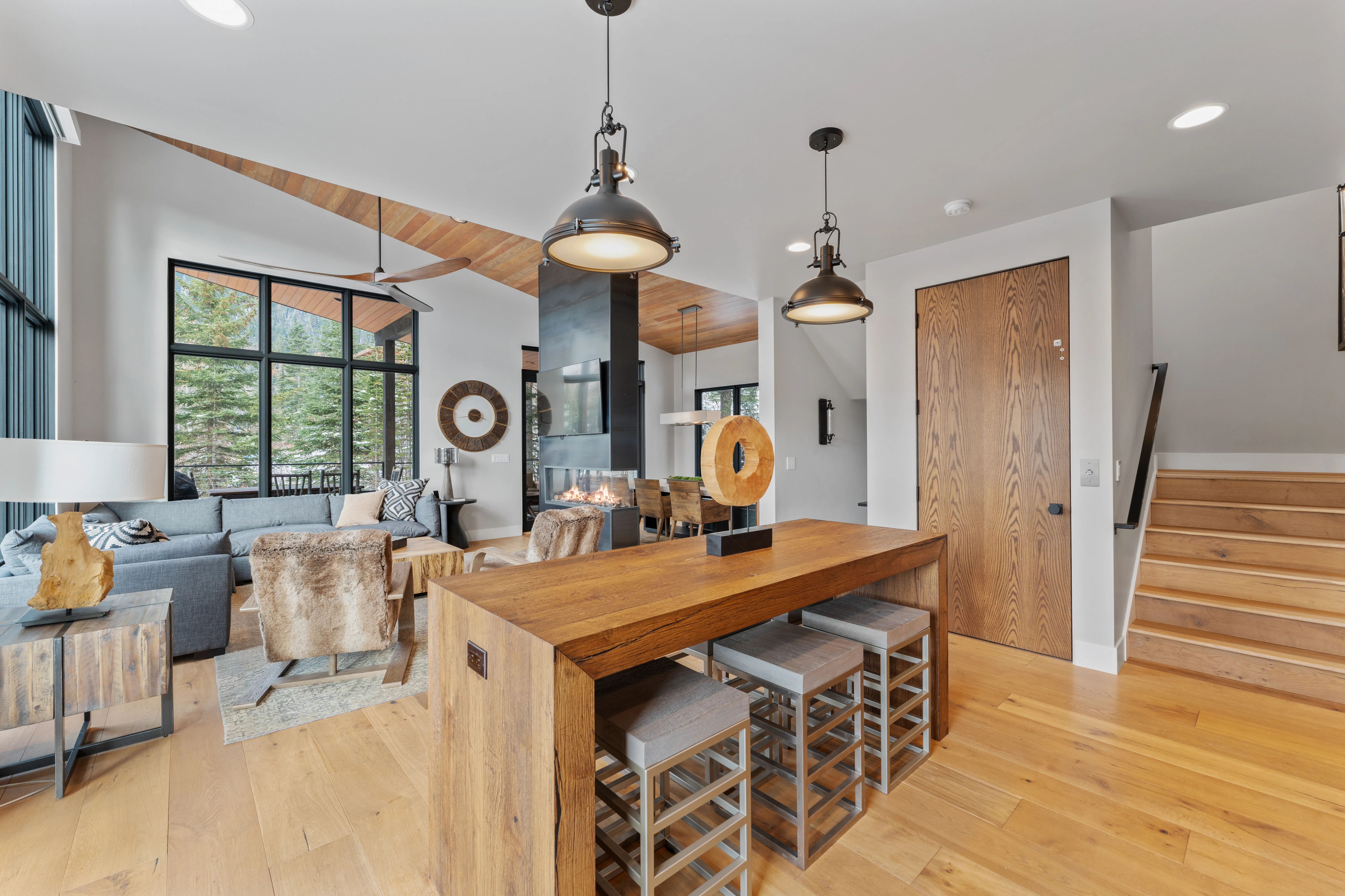 Manor Coastal Retreat