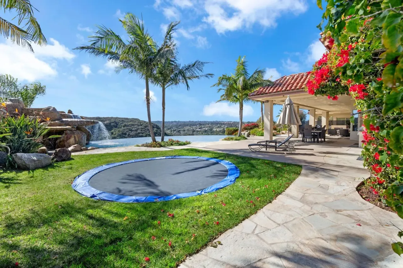 Seacliff Harborfront