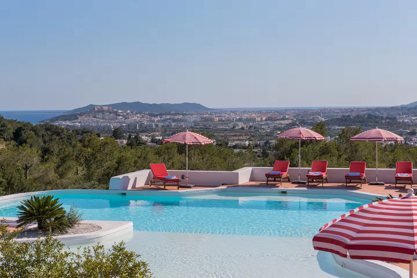 Harborcove Rustic Estate